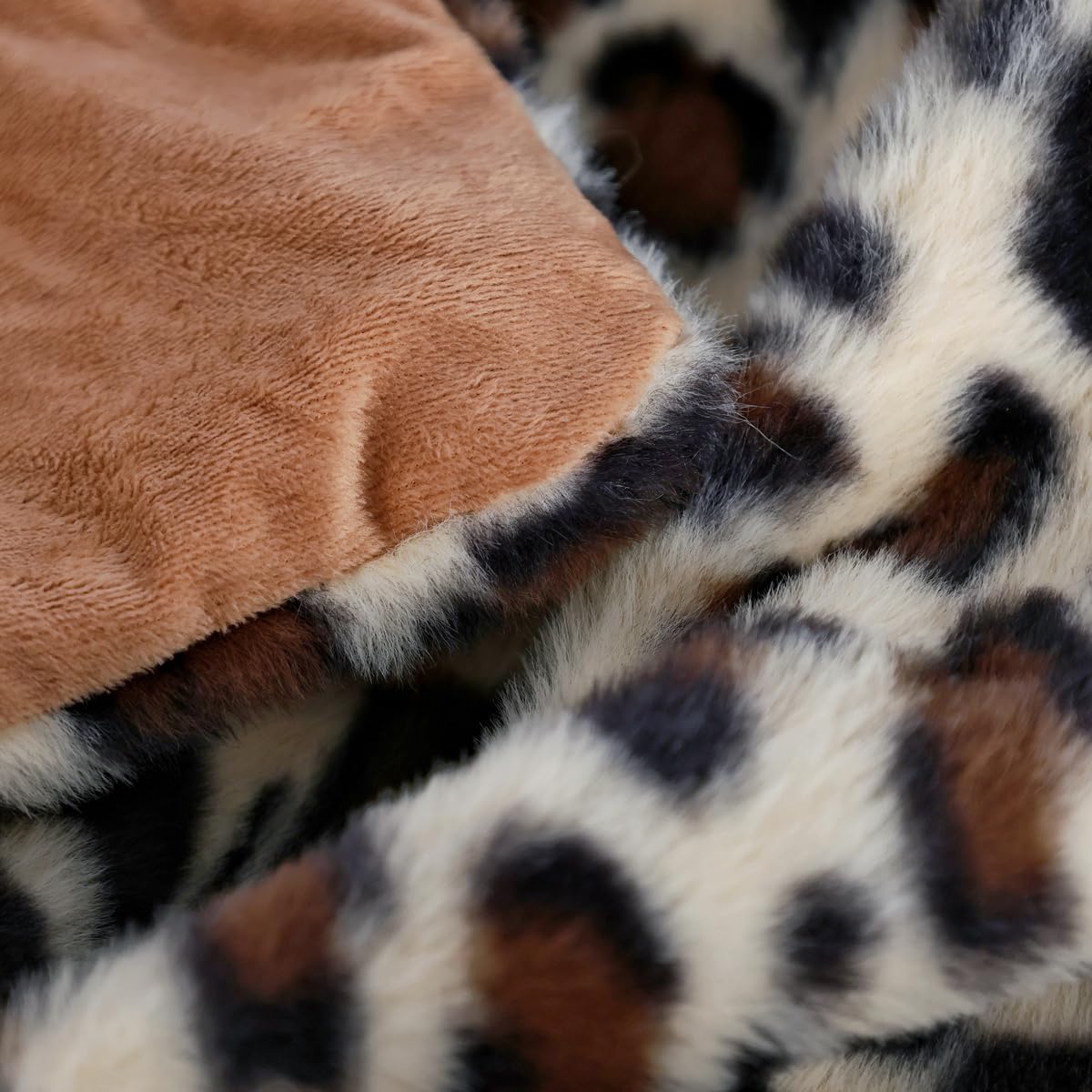 Velboa Super Soft Leopard Blanket Double Layer Bedding Thick Sofa Cover Furry Fuzzy Fax Fur Throw Blanket (Khaki,63 x 79 Inch)
