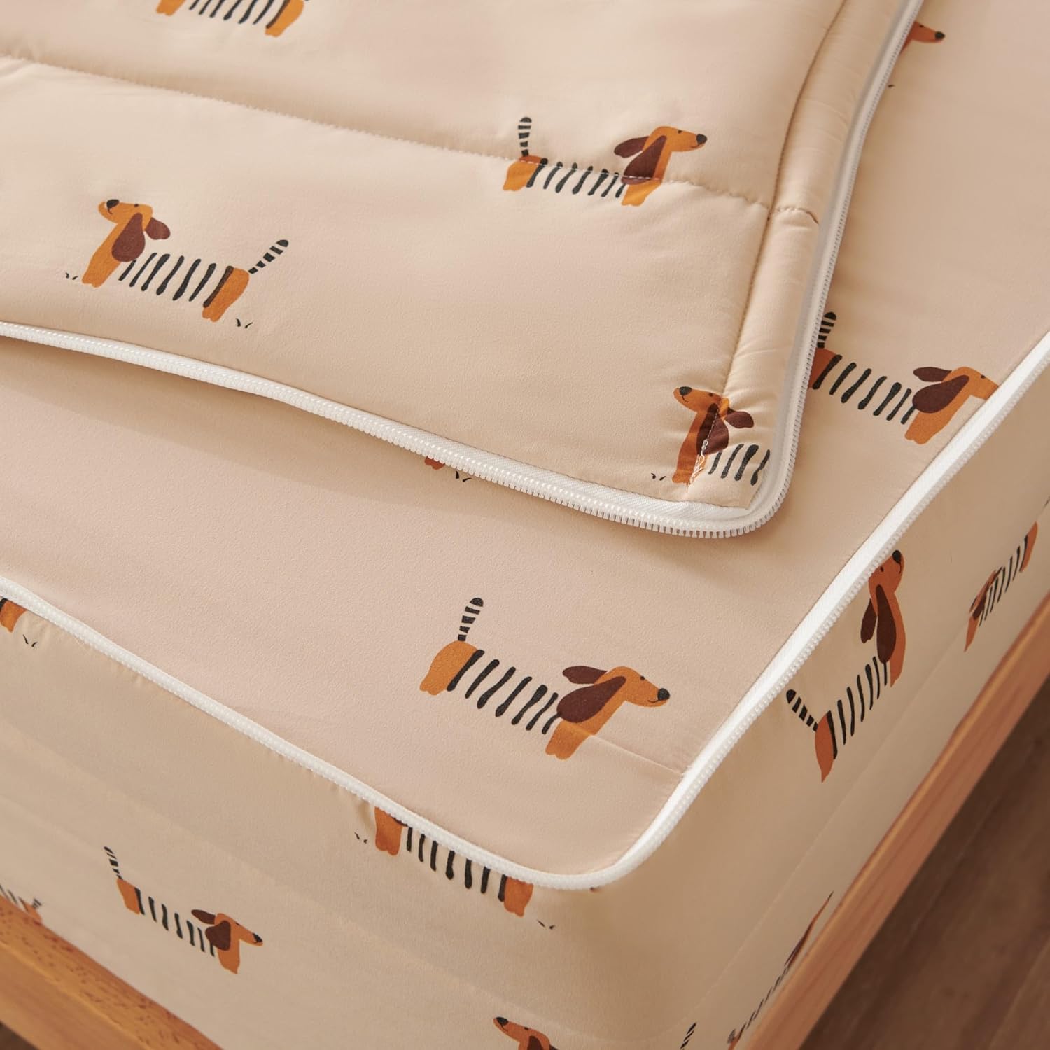 Nayoroom Dachshund Dreams Twin Zipper Bedding Set for Kids, Beige & Brown Wiener Dog Comforter with All-in-One Closure, Cozy Pet Theme Bedding for Animal Lovers. (Twin Size) - Image 7