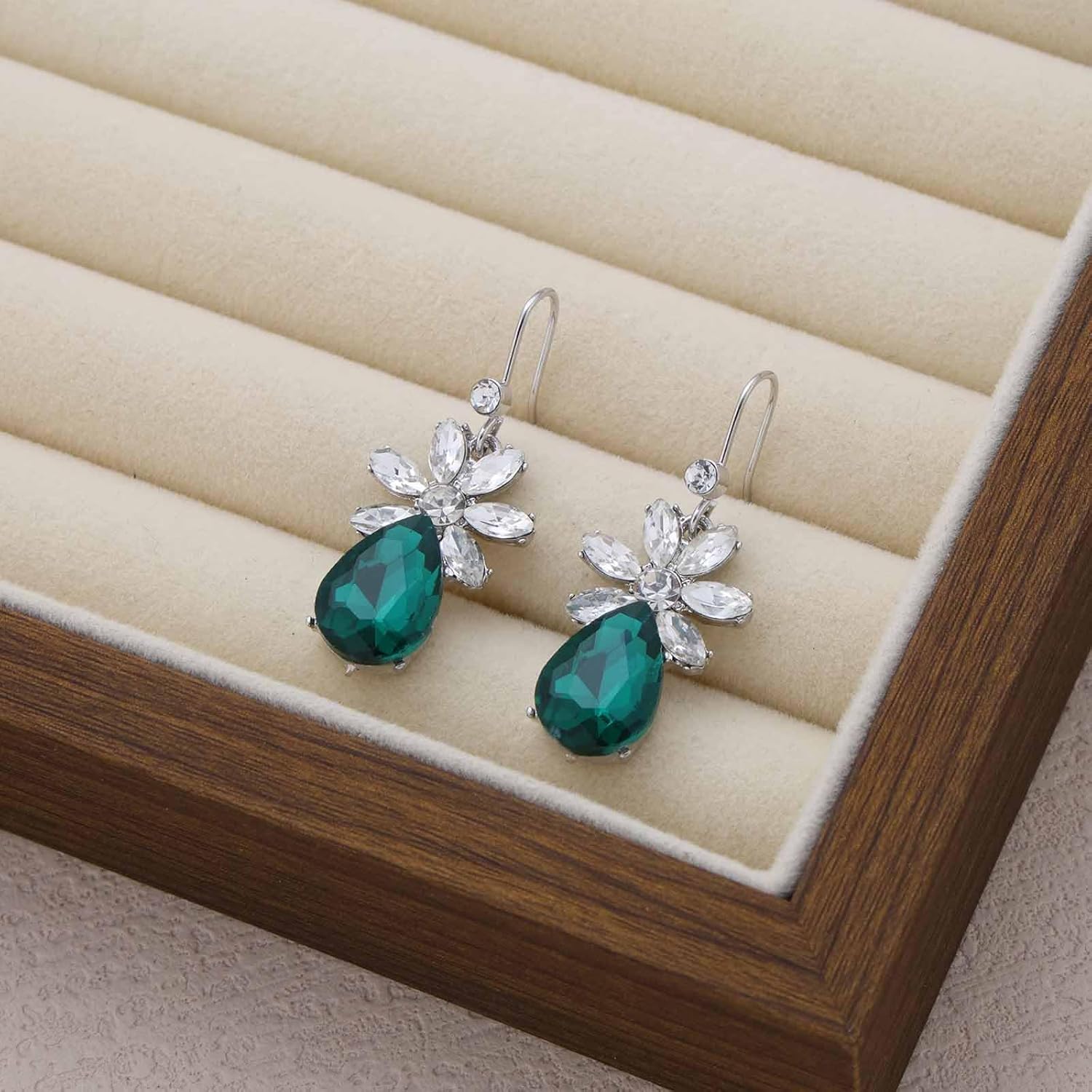 Vintage Cz Flower Emerald Earrings Silver Teardrop Emerald Dangle Earrings Green Crystal Drop Earrings Wedding Green Rhinestone Earrings Jewelry for Women - Image 4