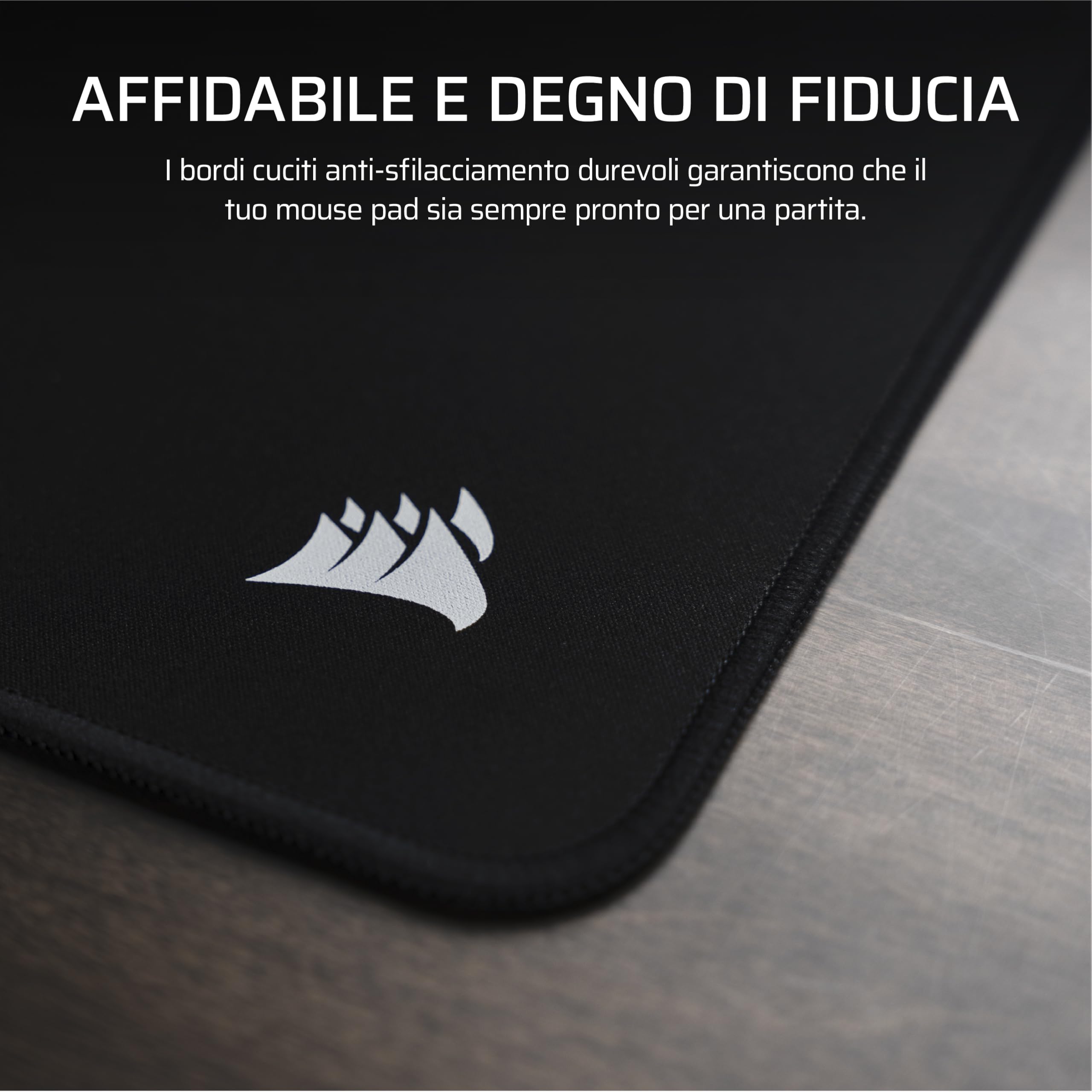 Corsair MM Tappetino Mouse Da Gioco In Tessuto Anti-Sfilacciamento – Nero | XXXL (1220 x 590 mm), Superficie Micro-Tessuta Di Precisione, Base Antiscivolo In Gomma Naturale, Bordi Cuciti