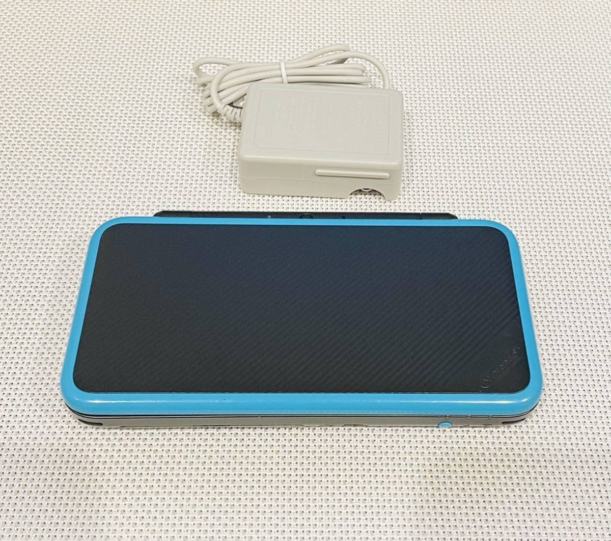 Amazon.co.jp: new2DSLL ブラックターコイズ 本体動作品 : ゲーム 