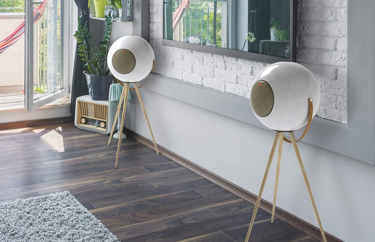 Two Ivation EUPHO E3 speakers in a living room setting