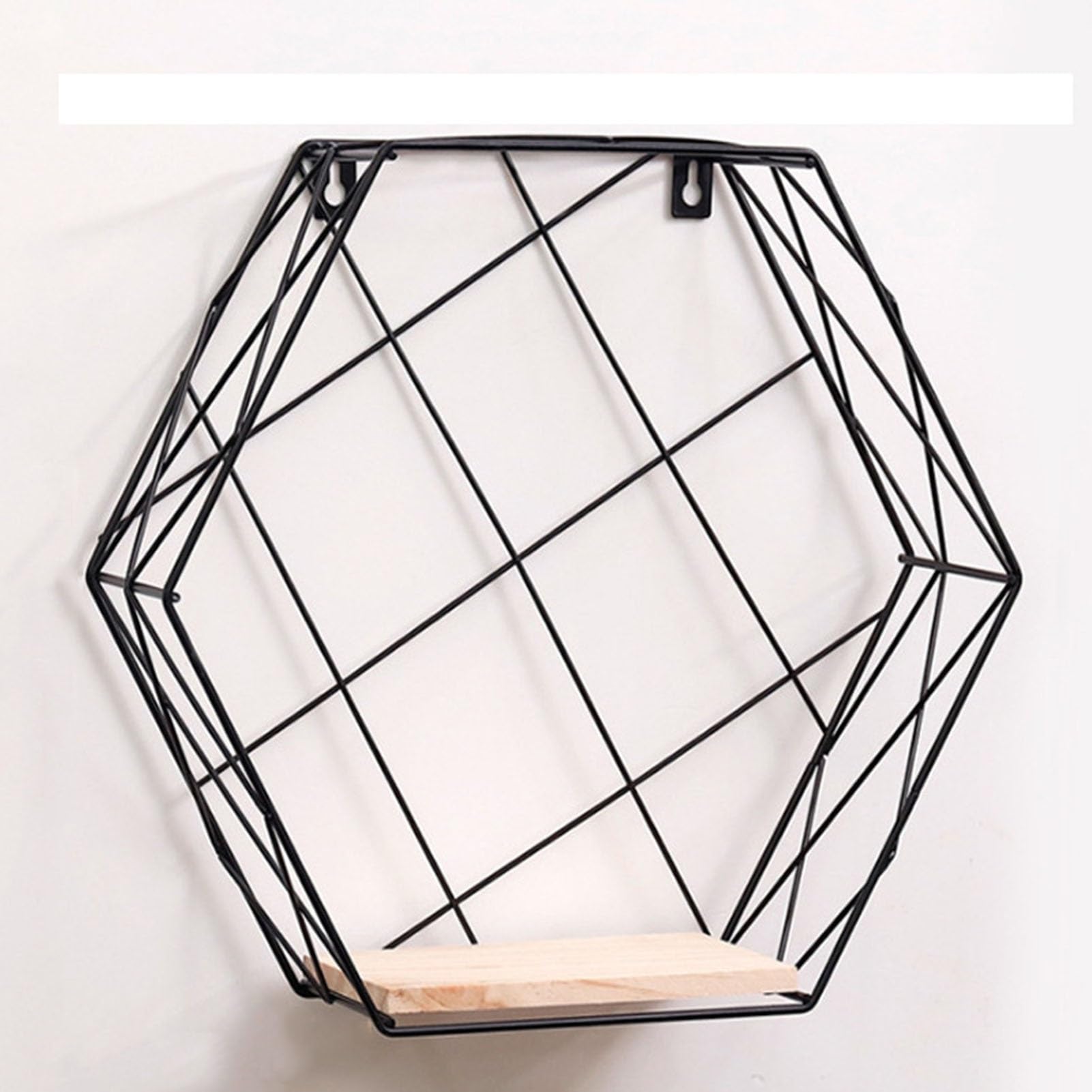 Étagères flottantes hexagonales pour un salon chaleureux