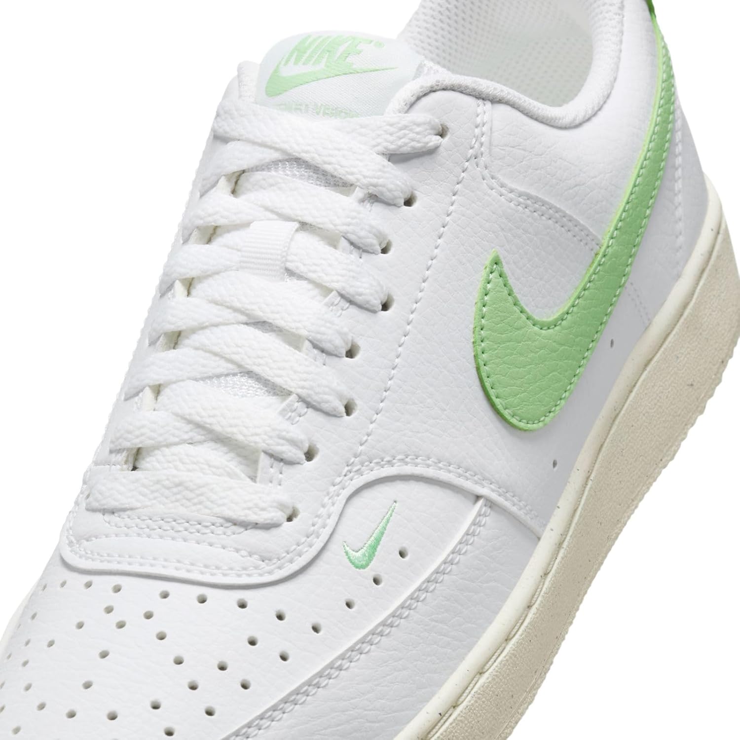 Nike Women's W Court Vision Lo Nn Sneaker