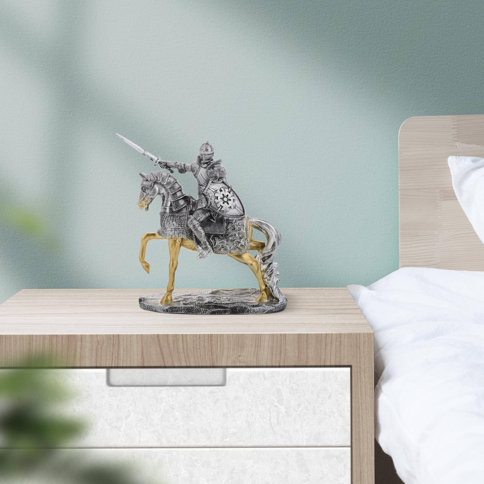 Yardwe Vintage Wachposten Statue aus Kunstharz in Silber für Deko | Mittelalterliche Ritterfigur, Schreibtisch und Wohnraumplatzierung, Feine Verarbeitung