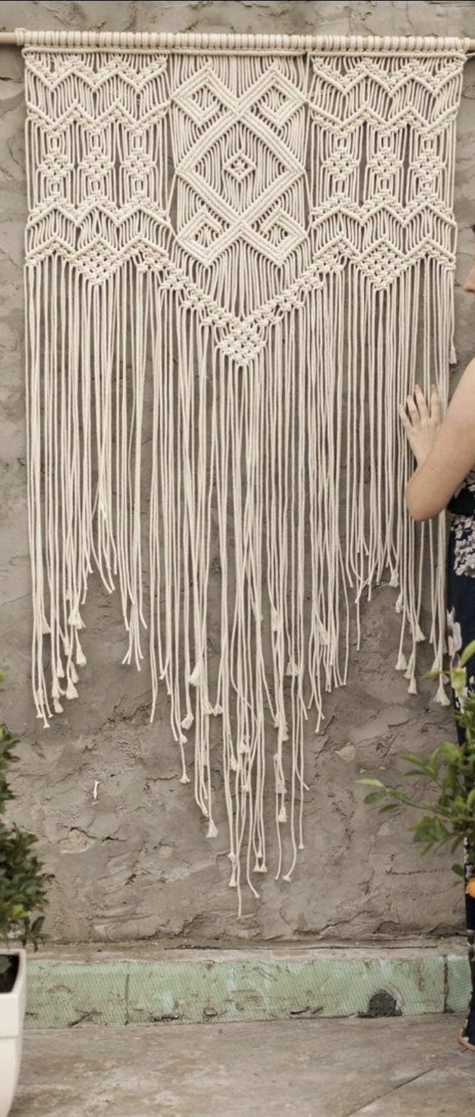 Macramé mural en coton 76x91 cm tissé main pour salon chic