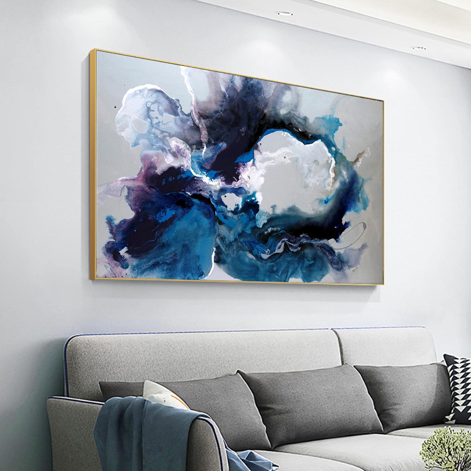 Toile peinture nordique pour raviver un grand mur de salon vide