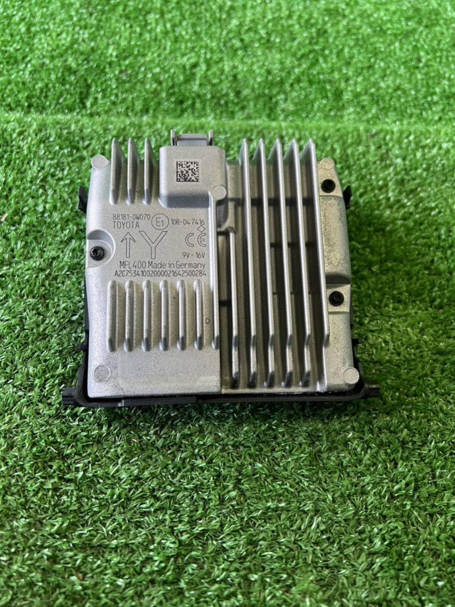 80系エスクァイア/ノア フロントガラスカメラ レーダー 88181-0W070 80系エスクァイア/ノア フロントガラスカメラ レーダー 88181