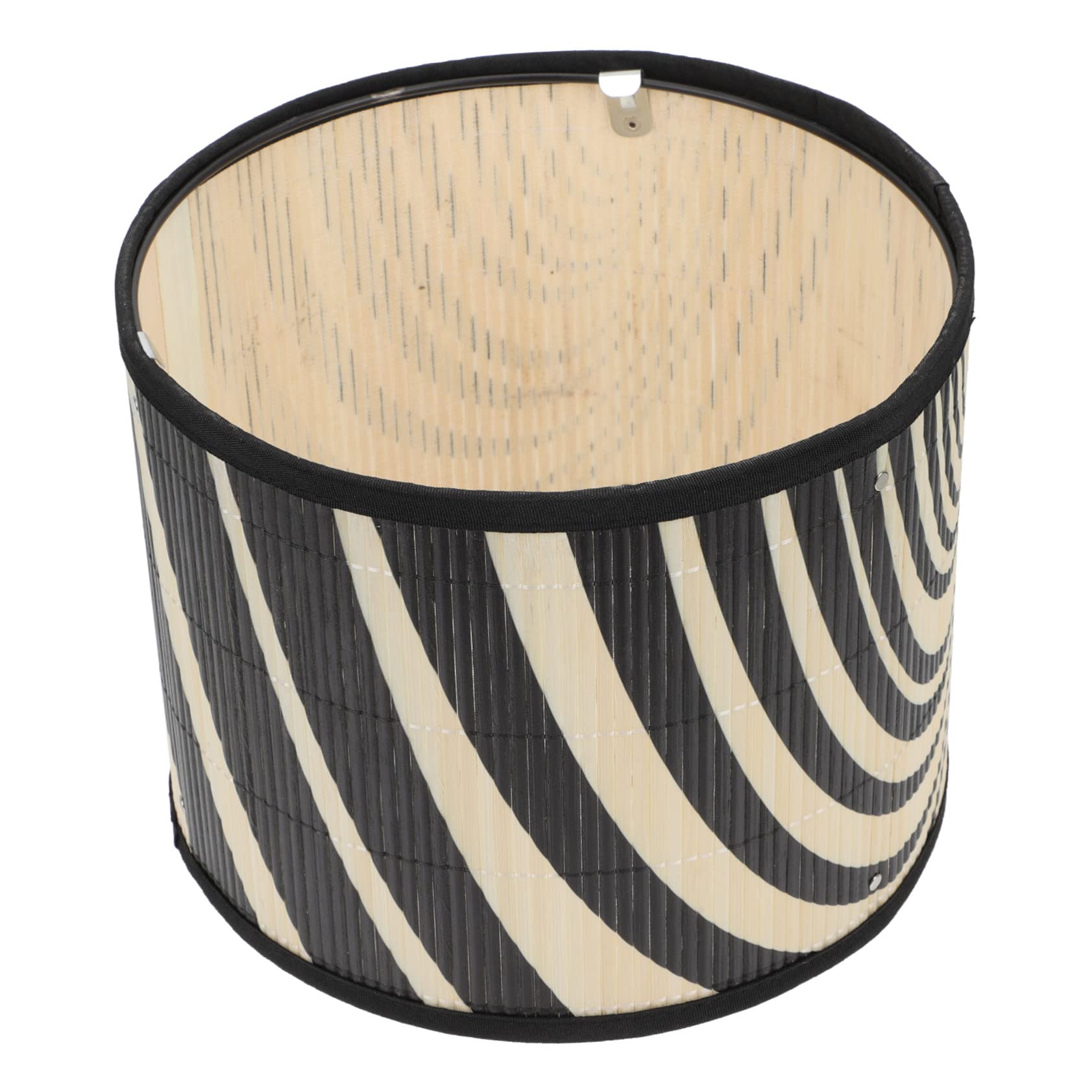 Adorno de madera y pantalla de luz oriental para crear ambientes cálidos en tu dormitorio