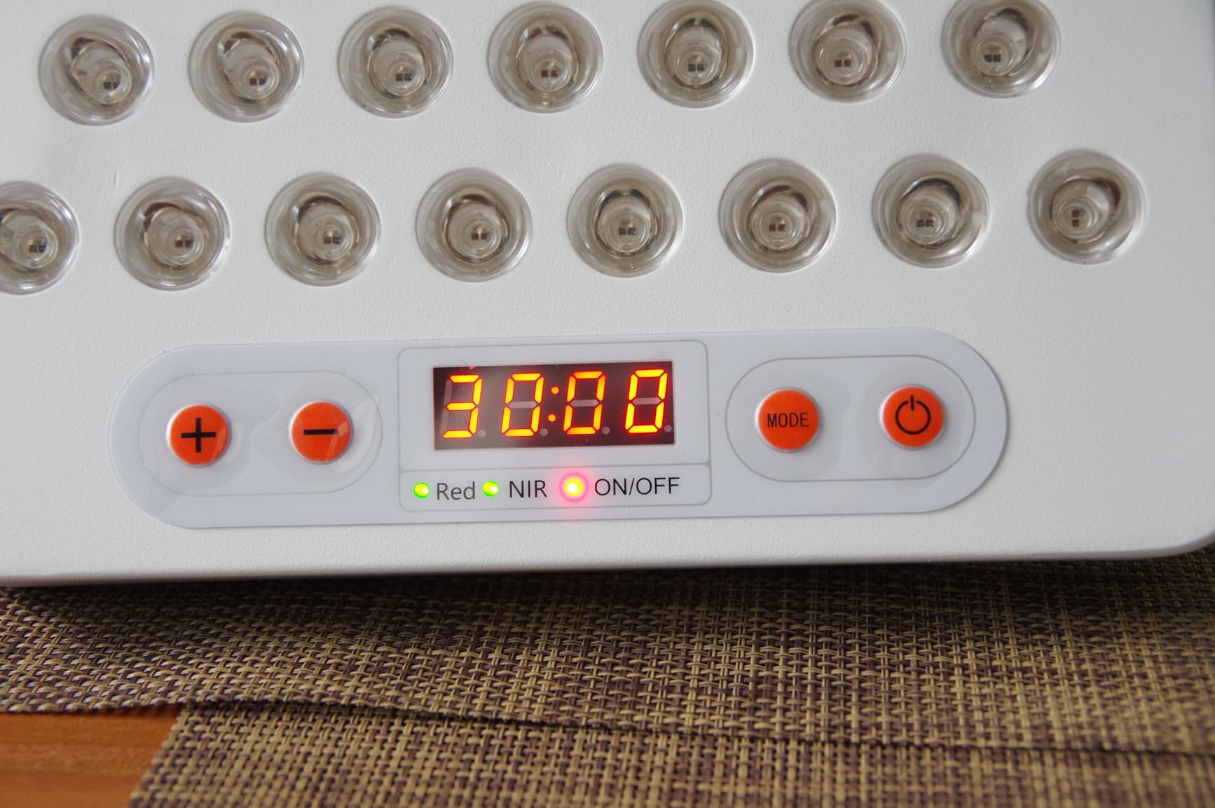 BONTANNY BO-2400 premium full-body panel with 7 wavelengths and FDA Class II certification