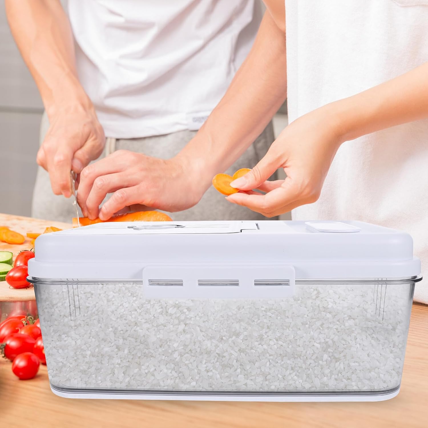 Airtight Rice Storage Container with Flip Lid, 5lb Food Dispenser with Measuring Cup for Kitchen and Pet Food Organization