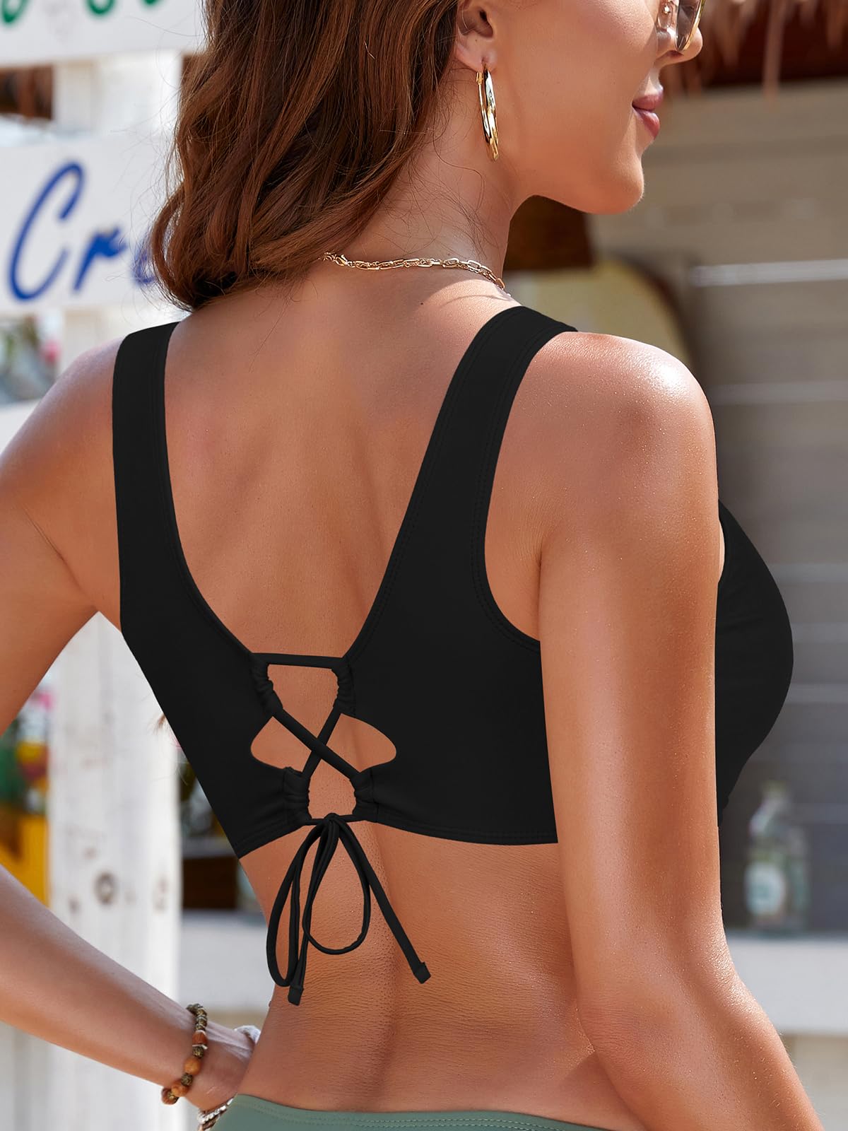 SHEKINI Gepolsterter Push-Up-Bikinioberteil für Damen, sexy, V-Ausschnitt, gerüscht, Badeanzug, BH, überkreuzte Raffung, breite Träger, Badebekleidung
