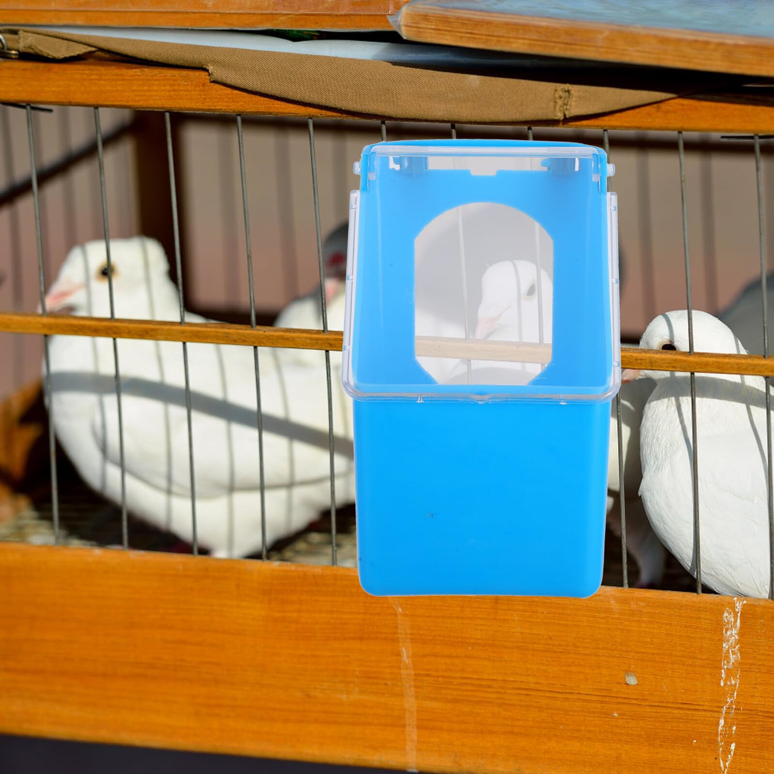 VANZACK 8 Piezas Comedero Colgante para Caja Alimentadora Multifuncional con Tapa Plástico Resistente Fácil de Colgar para Jaulas de Aves Domésticas Azul y