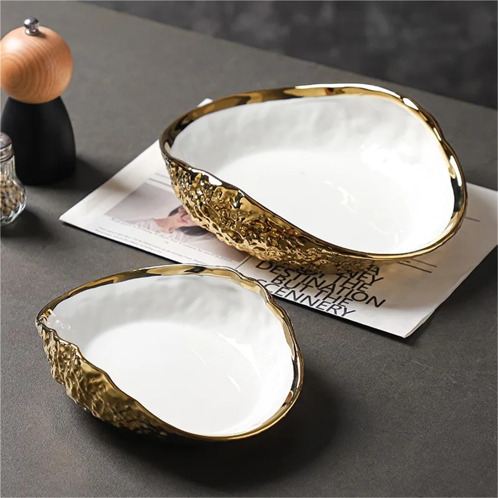 Piatto in ceramica a forma di conchiglia con motivo a roccia e finiture dorate, for pesce al vapore, zuppe, macedonia e dessert(A-L)