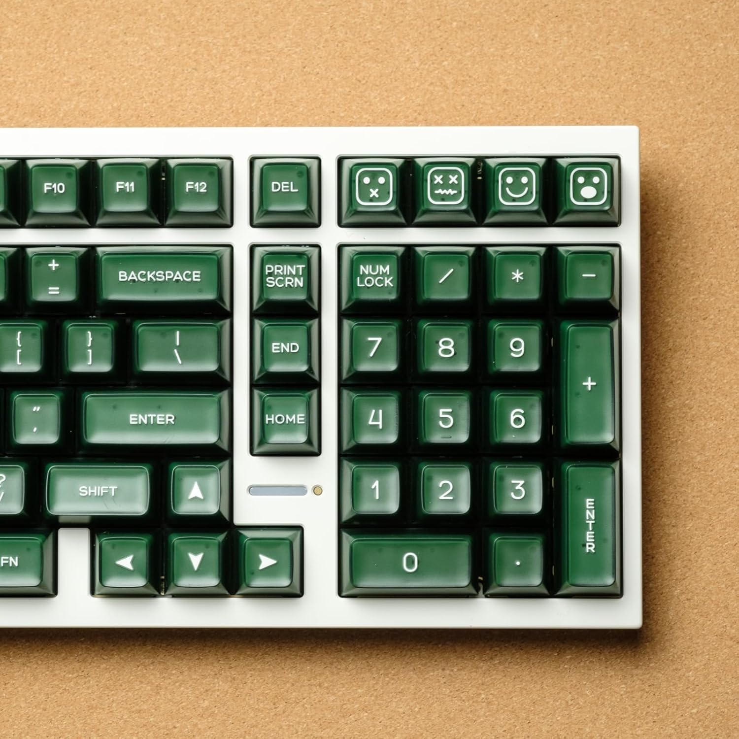 ULTRAEQUIP Emerald Jade Keycaps 142 Keys Double Shot PBT Keycaps RSA Profile, Translucent Green Shine Through, Custom Set for ISO ANSI 60, 75, 80, 95, 100% Mechanical Keyboard