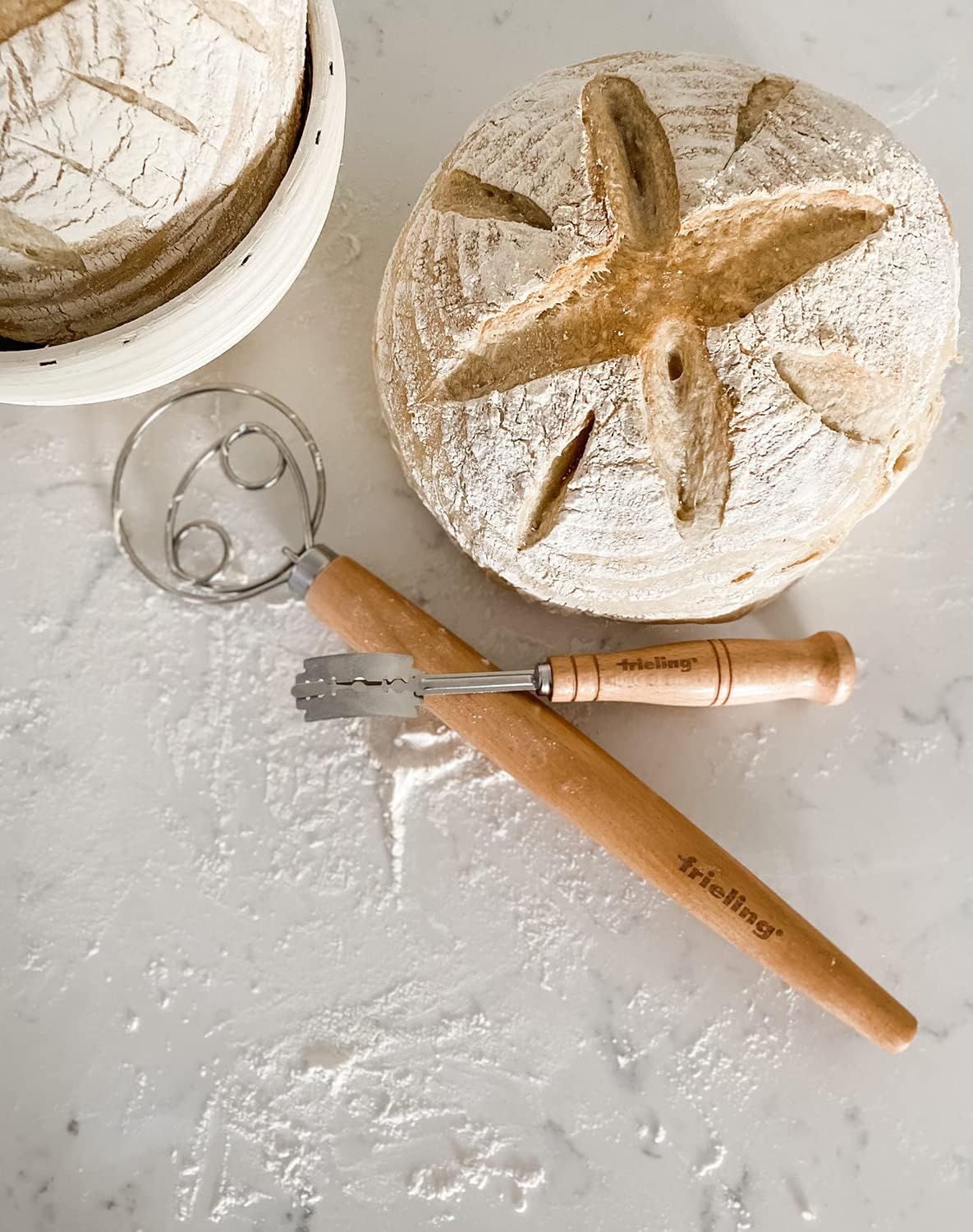 Frieling Bread Lame Dough Scoring Blade w/Extra Blades and Cover, 7.5 Inch, Natural Wood Handle