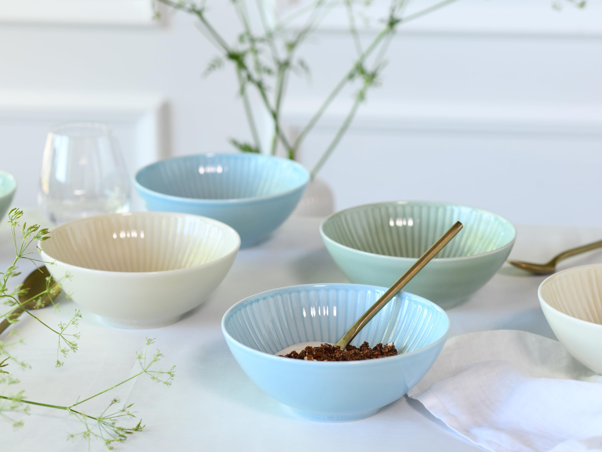 CreaTable, 24037, Serie Valencia Pastell, 6-teiliges Geschirrset für 6 Personen aus Porzelan Schalen Set aus Porzellan, spülmaschinen- und mikrowellengeeignet, Made in Europe