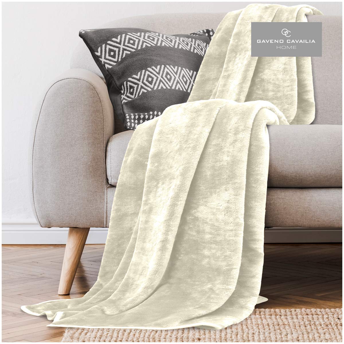 Gc Gaveno Cavailia Throw-Cream Gaveno Cavailia Comfy Faux Fur Fleece Plain Throw Blanket, Cream, Single ( 127 X 152 Cm )