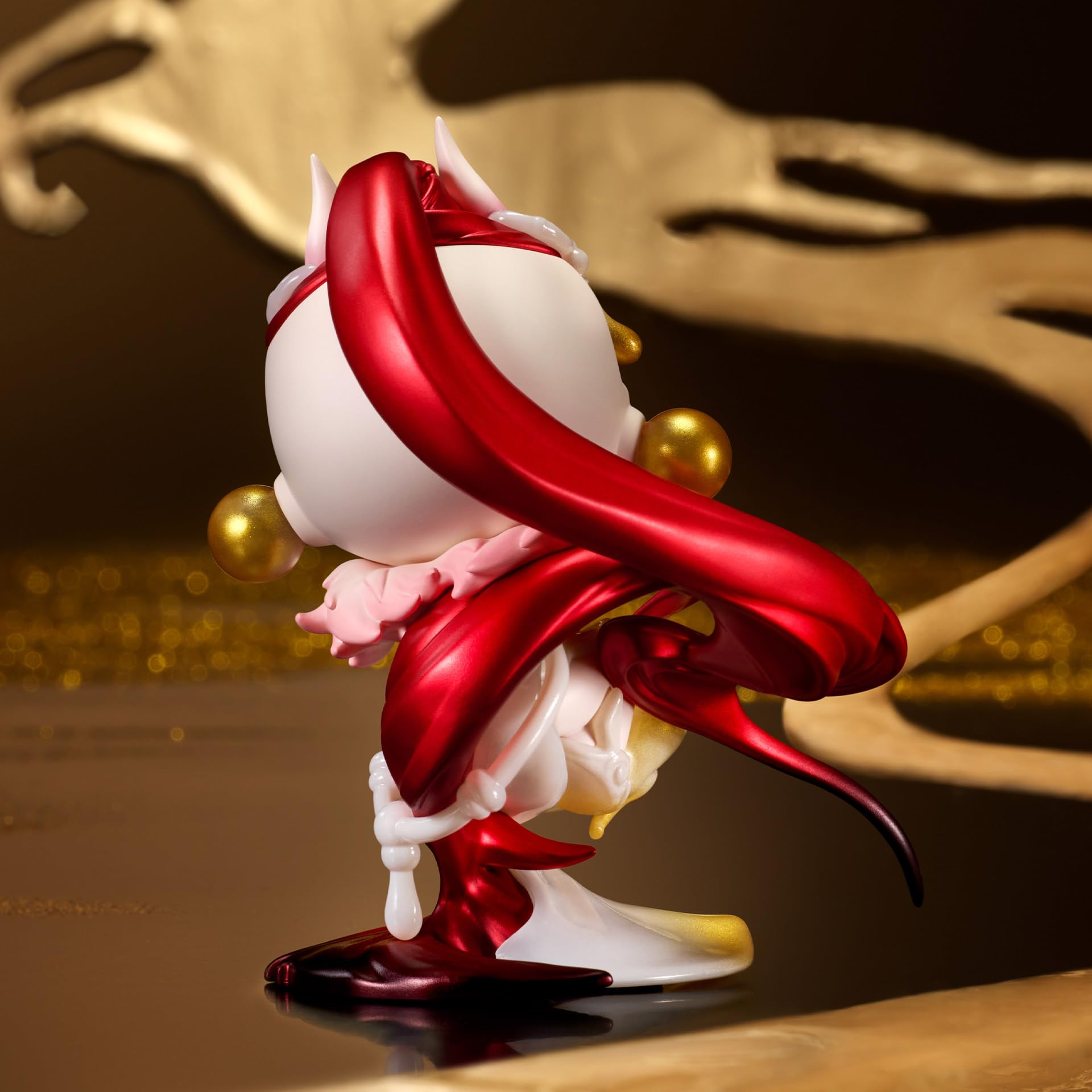 POP MART 白月魁 Amazon.com: POP MART SKULLPANDA Celestial Horse Figure, 3.94