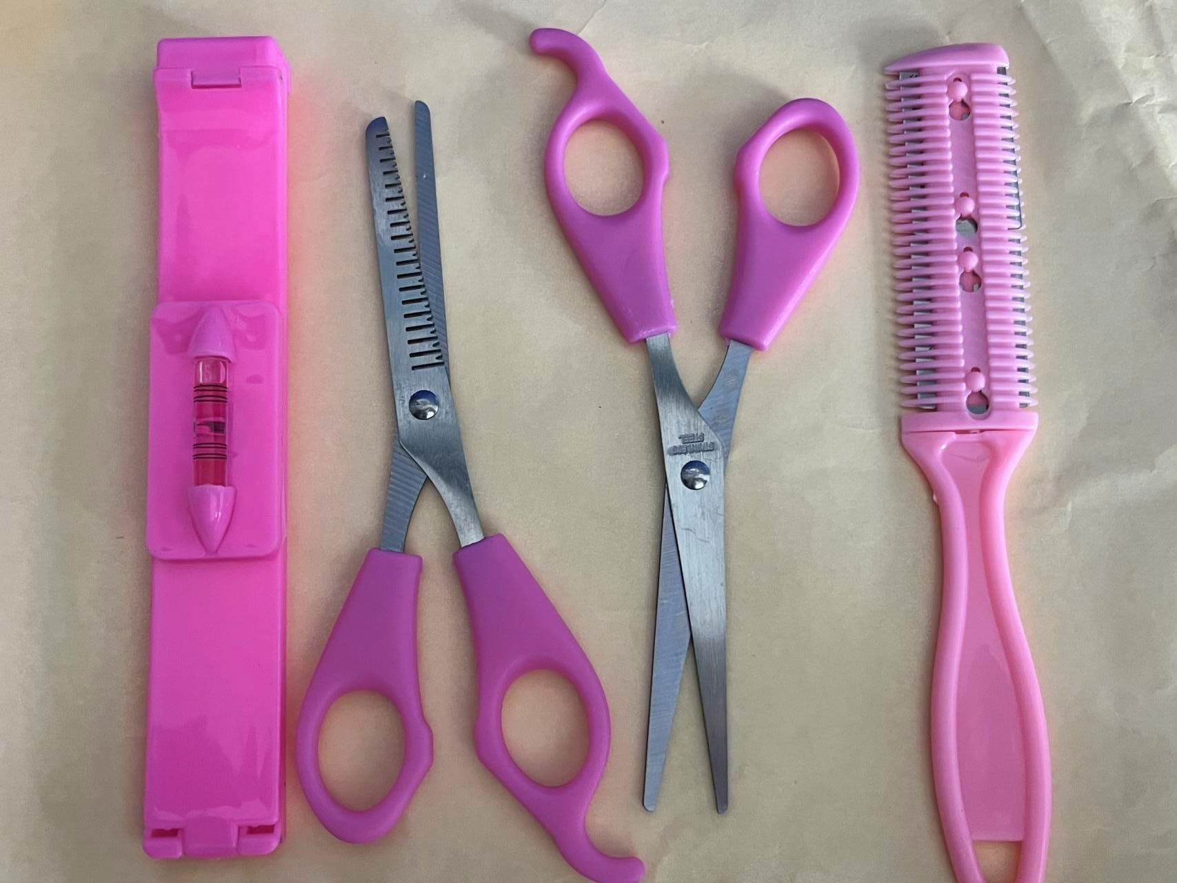 Outils de Coiffure DIY Bricolage Tondeuse, 4 Pièces Kit D'outils de Coupe de Cheveux Bricolage, Accueil Outil de Coupe de Cheveux Ciseaux de Coiffure Professionnels, Coupes De Cheveux Lame Peigne
