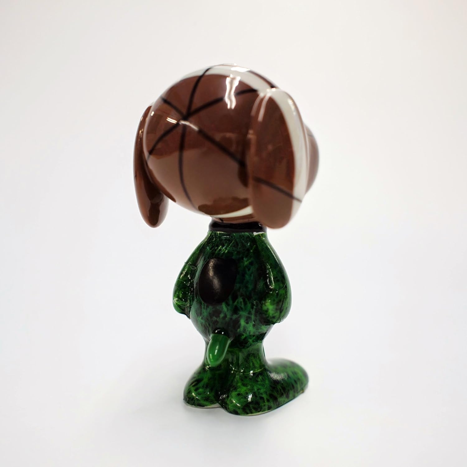 Department 56 Peanuts Touchdown Beagle Figurine, 3 inch