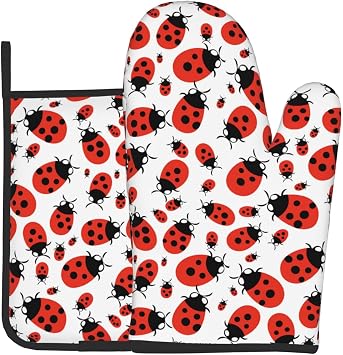 Oven Mitt and Pot Holders, 2 Piece Set, Cartoon Red Ladybug Cotton Lining Non-Slip BBQ Gloves