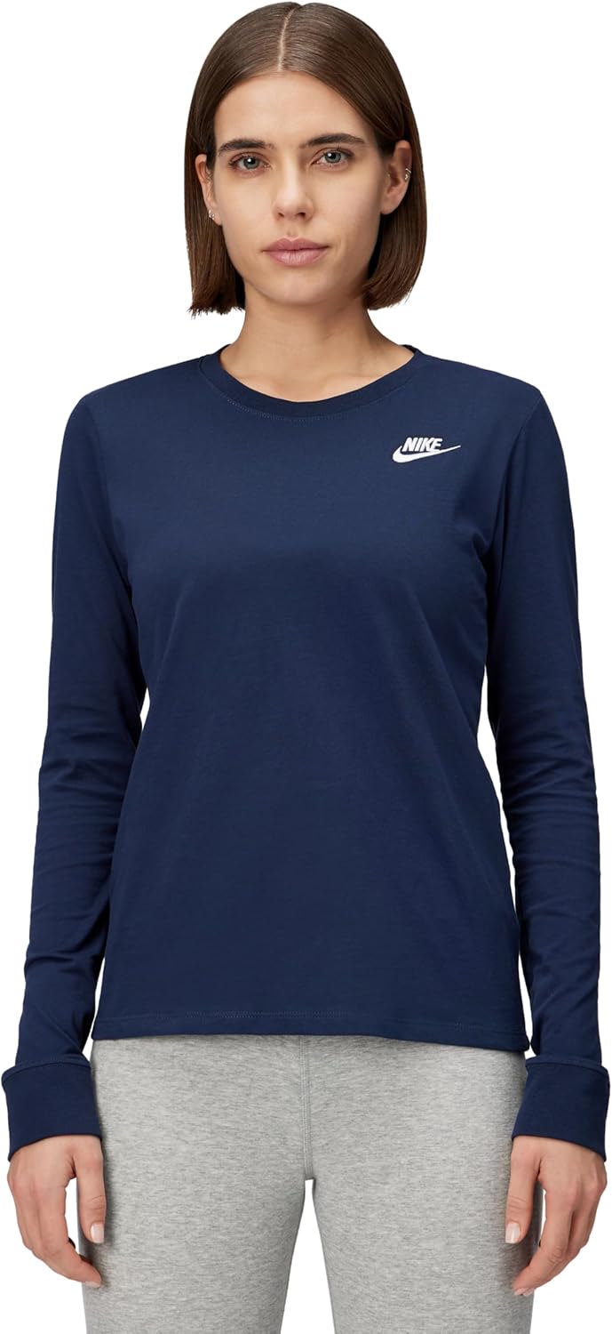 Nike Women's Sportswear Club Long-Sleeve T-Shirt