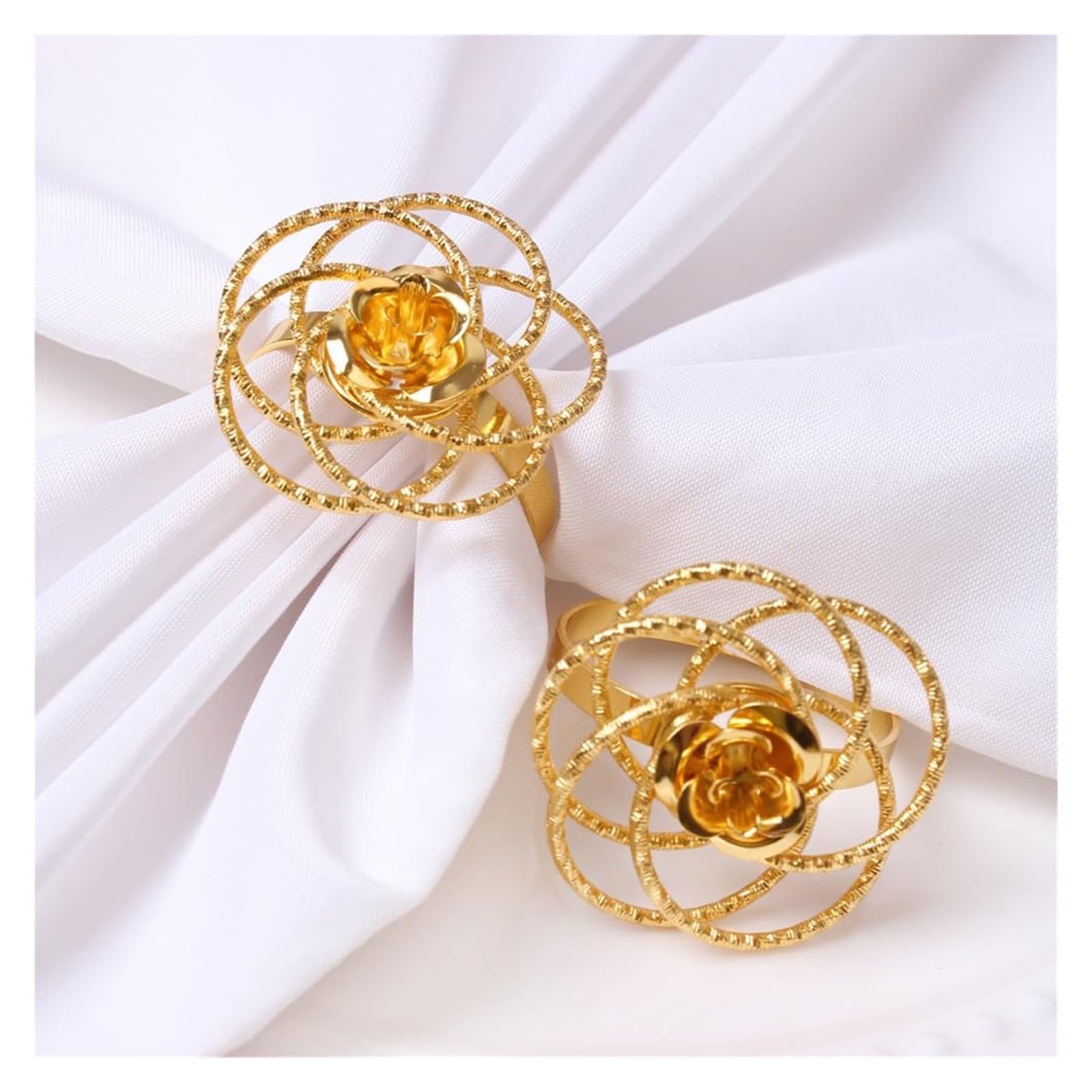 Serviettenringe, Serviettenringe aus Metall, 12 stück Von Hohl Rose Hochzeit Tisch Mahlzeit Tuch Schnallen Hotel Dekoration Serviette Ringe