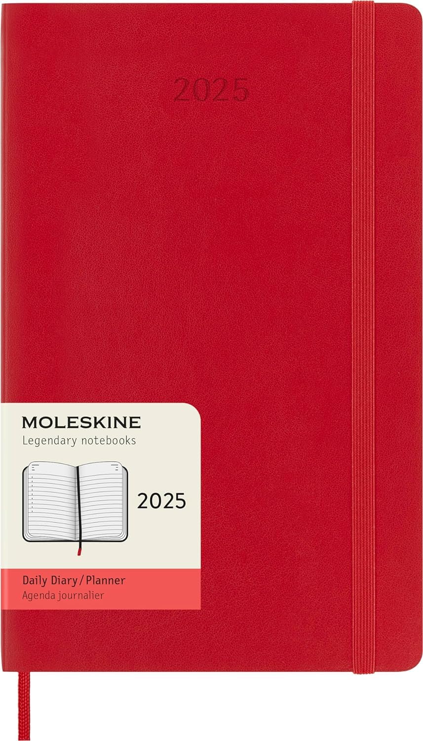 Moleskine Daily Planner, Agenda Diaria 12 Meses 2025, Tapa Blanda y Cierre Elástico, Color Rojo Escarlata, Formato Grande 13x21 cm 2
