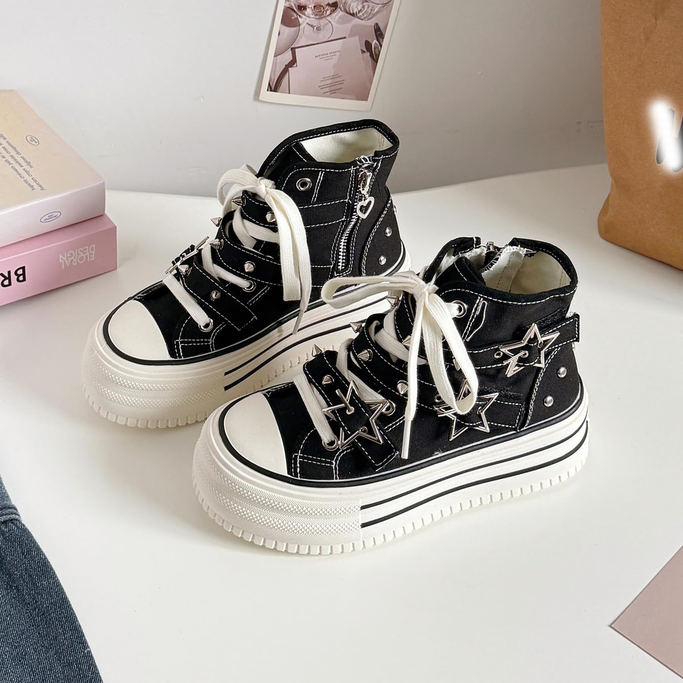 Damen Y2K High-Top Sneaker mit Stern Plateau aus Canvas