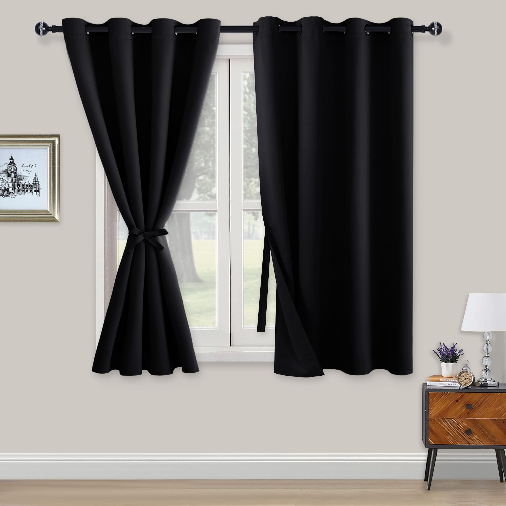 XWZO Blickdichte Vorhänge Verdunklungsvorhänge mit Ösen 2 Stücke Gardienen mit Raffhalter Lichtundurchlässige Vorhänge für Schlafzimmer,WonhzimmerBüro, 138x132 cm, Schwarz
