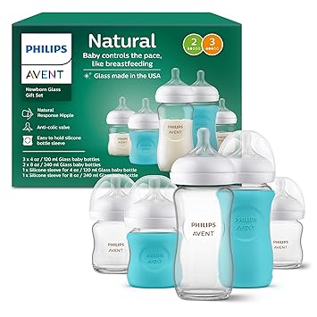 Philips Avent Glass Natural Bottle with Natural Response Nipple, Baby Gift Set, SCD858/01