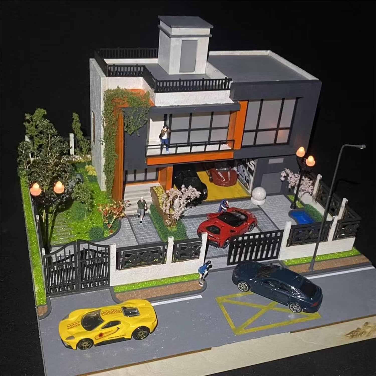 1/64 Scale Diorama Modern DIY Unpainted Architectural Model Kit, Contemporary House Diorama with Miniature Car Display and Landscape, City Street Villa Building Scene Set, 11.8x11.8x7.87 Inches