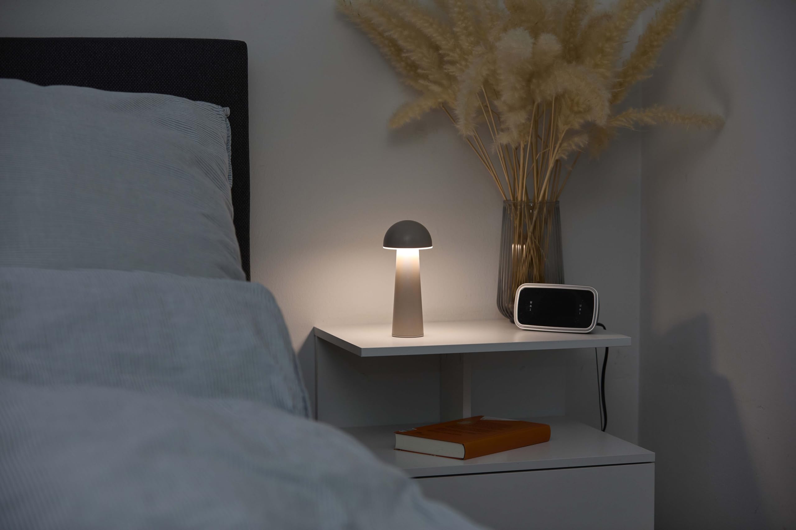 Northpoint Moderne LED Akku Tischleuchte in Pilzform im 3er-Set für den Innen- und Außenbereich stufenlos dimmbar USB-Ladung CCT Farbwechsel (beige, Pilzform)