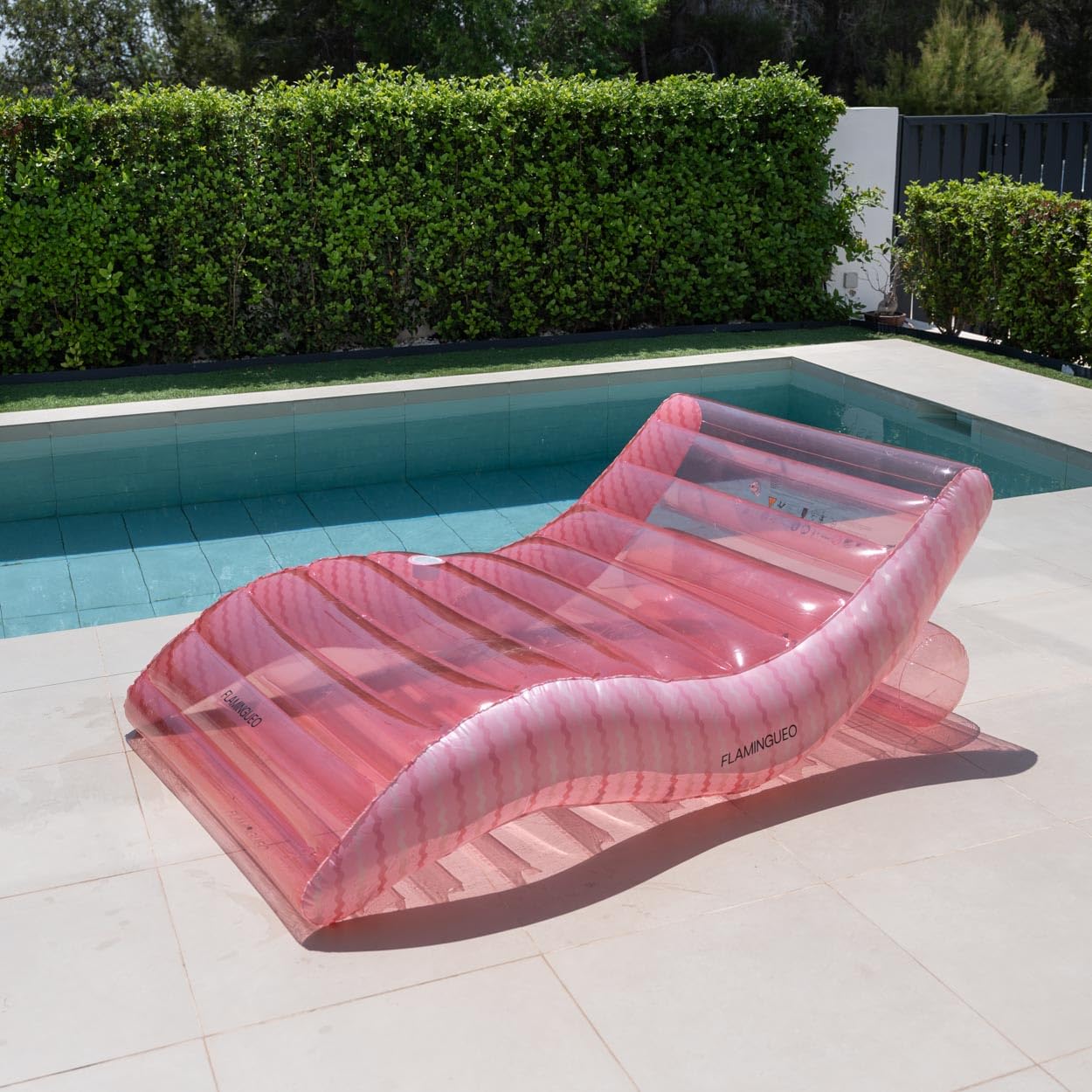 Flamingueo Wasserhängematte - Mit Cupholder - Widerstandsfähiges PVC - Design Streifen, Doppelventil