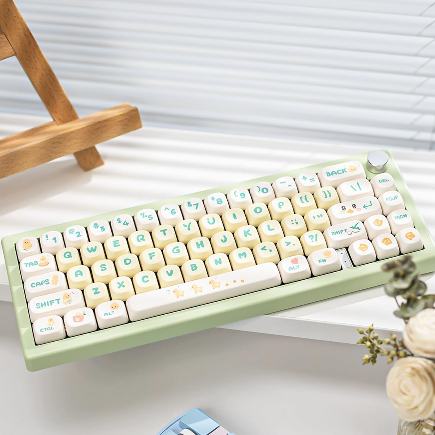 MOA Profile PBT Keycap Set, Yellow White Custom Keycaps, Dye-Sublimation Cute Duck Keycaps Suitable for Most 65% 75% 100% Gateron Cherry MX Switches Mechanical Keyboard
