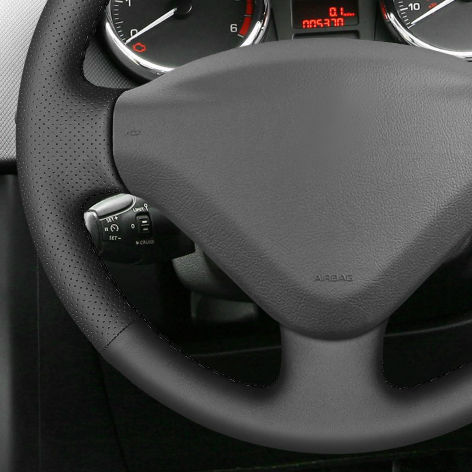 MEWANT Funda de Volante a Medida para Coser Peugeot 206 | Peugeot 206 (206+)/207/207 CC/207 SW/Expert (Tepee)/Partner (Tepee)/Citroen Berlingo/Jumpy/Fiat Scudo 2009-12 Cuir PU