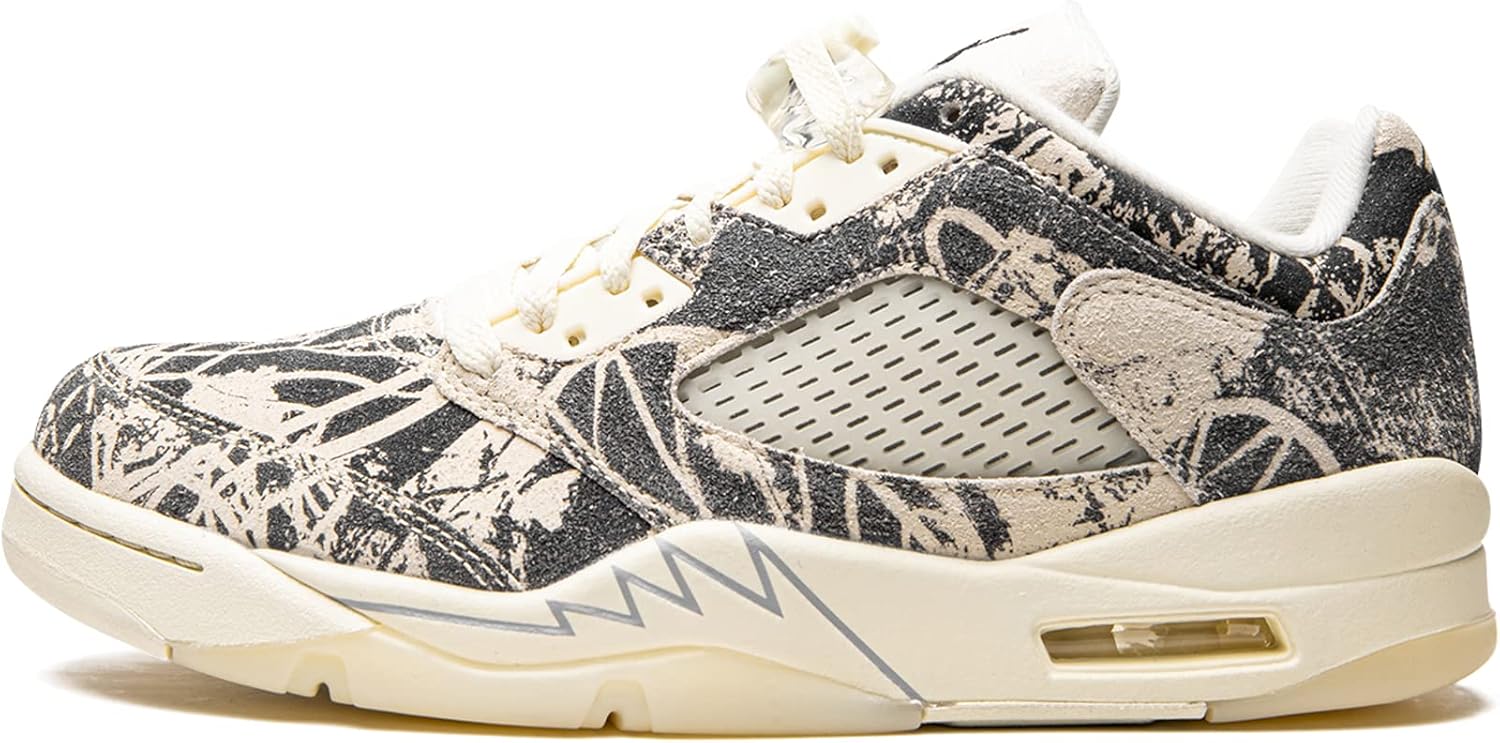 Air Jordan 5 Retro Low Trainers in Coconut Milk Black White 100 by Nike