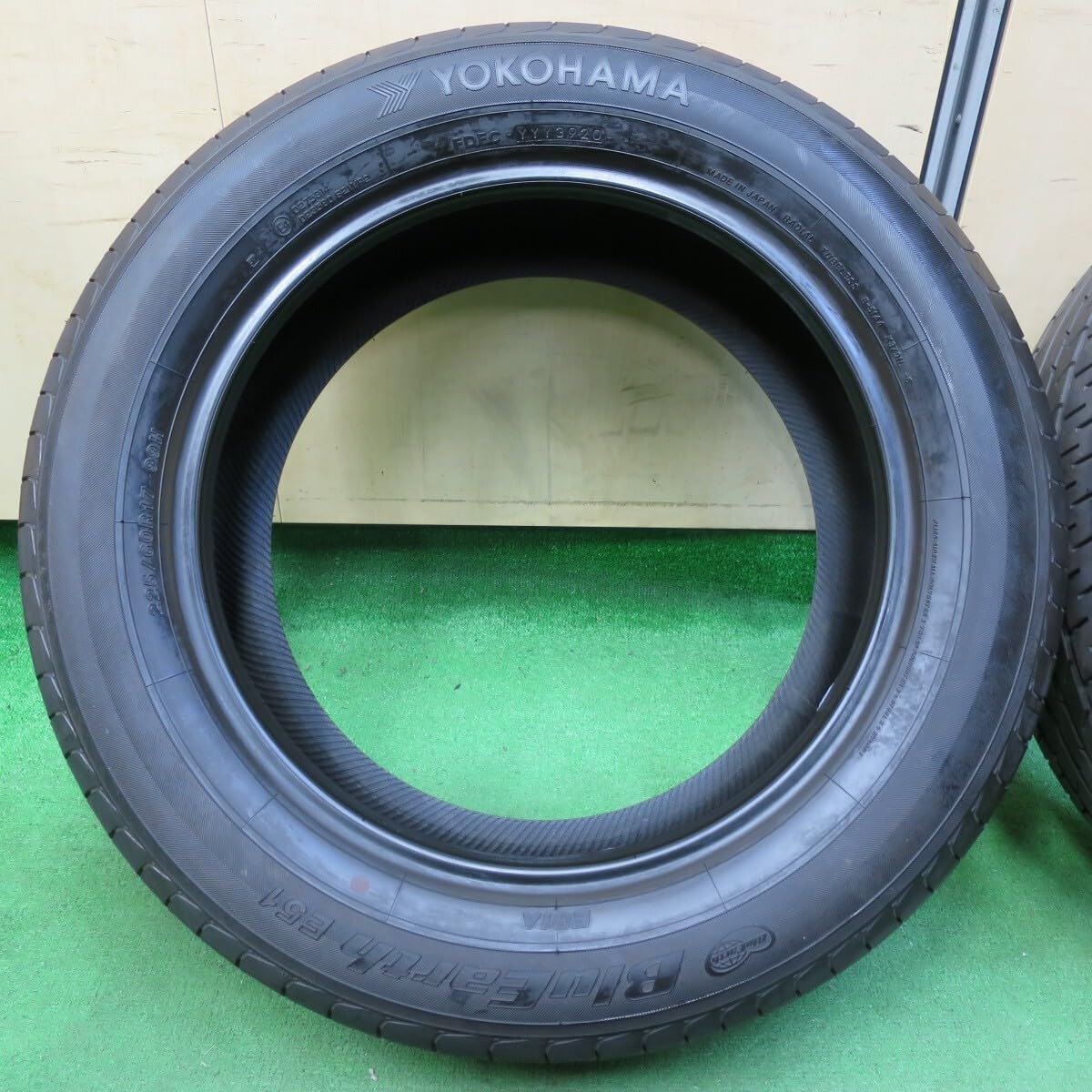 YOKOHAMA BluEarth E51A 225/60R17 新車外し 4本 新車外し YOKOHAMA BluEarth E51A 225/60R17 17インチ 夏タイヤ 4本 20年製