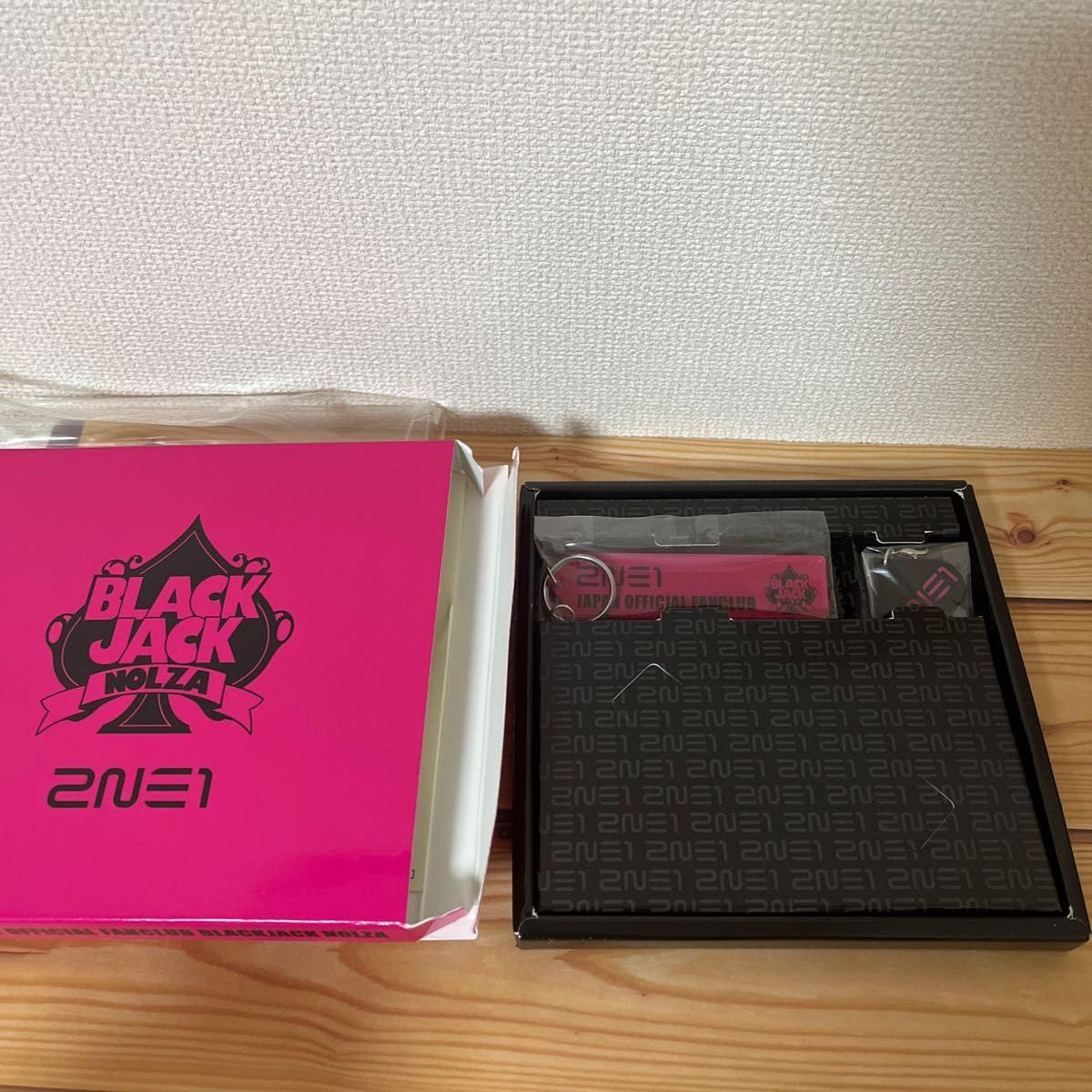 Amazon.co.jp: 2NE1 BLACK JACK NOLZA ファンクラブ 会員特典