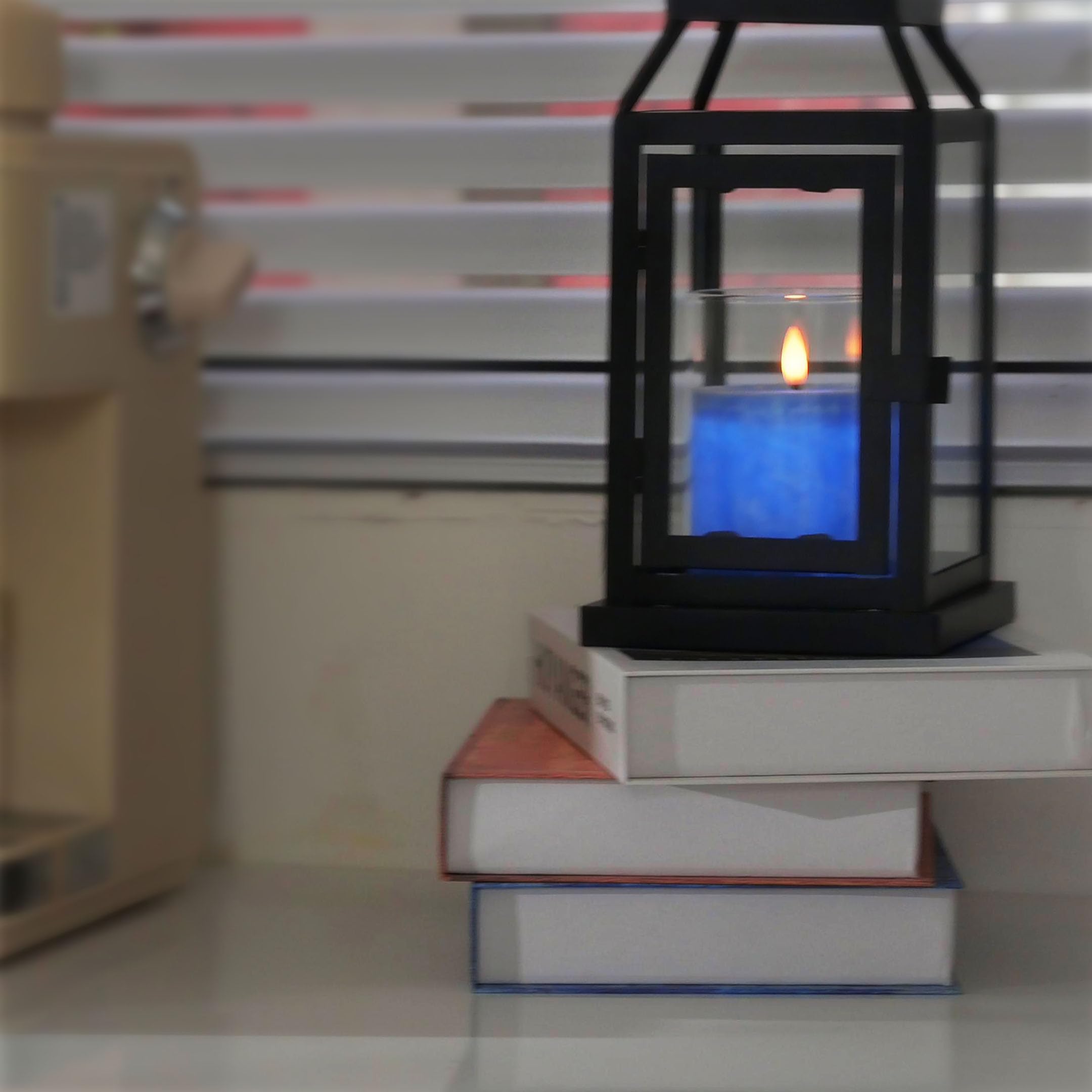 Lot de 3 Bougies LED à Flamme Vacillante - Avec Fonction Minuterie Dans le Verre - Bougies Électriques en Cire Vraie avec Télécommande (Bleu)