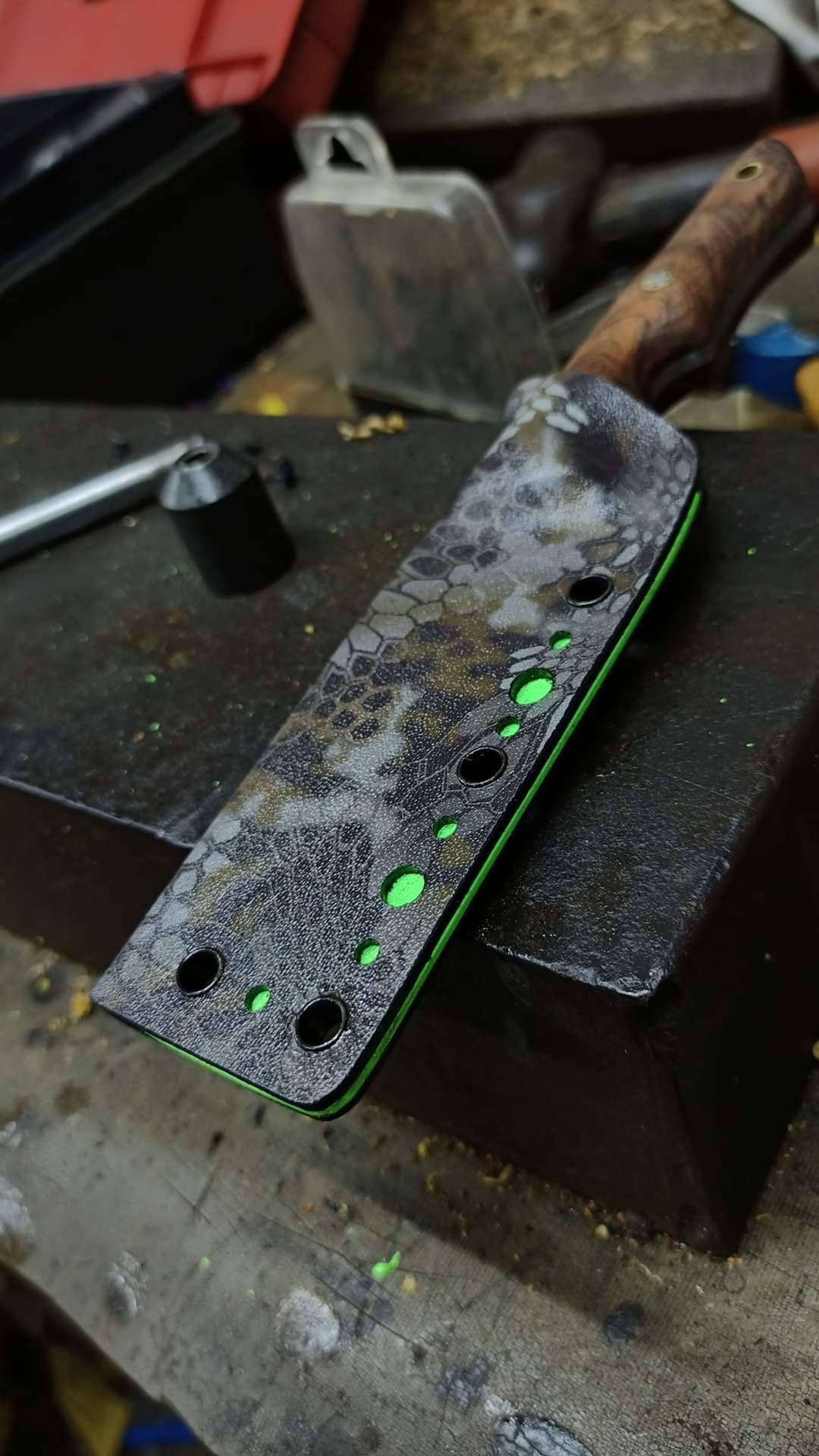 KYDEX - Juego de Hojas de Termoformado con Infusión de Camuflaje para Hacer Fundas de Knvies(11.8 x 11.8 x 0.06 pulgadas, selva)