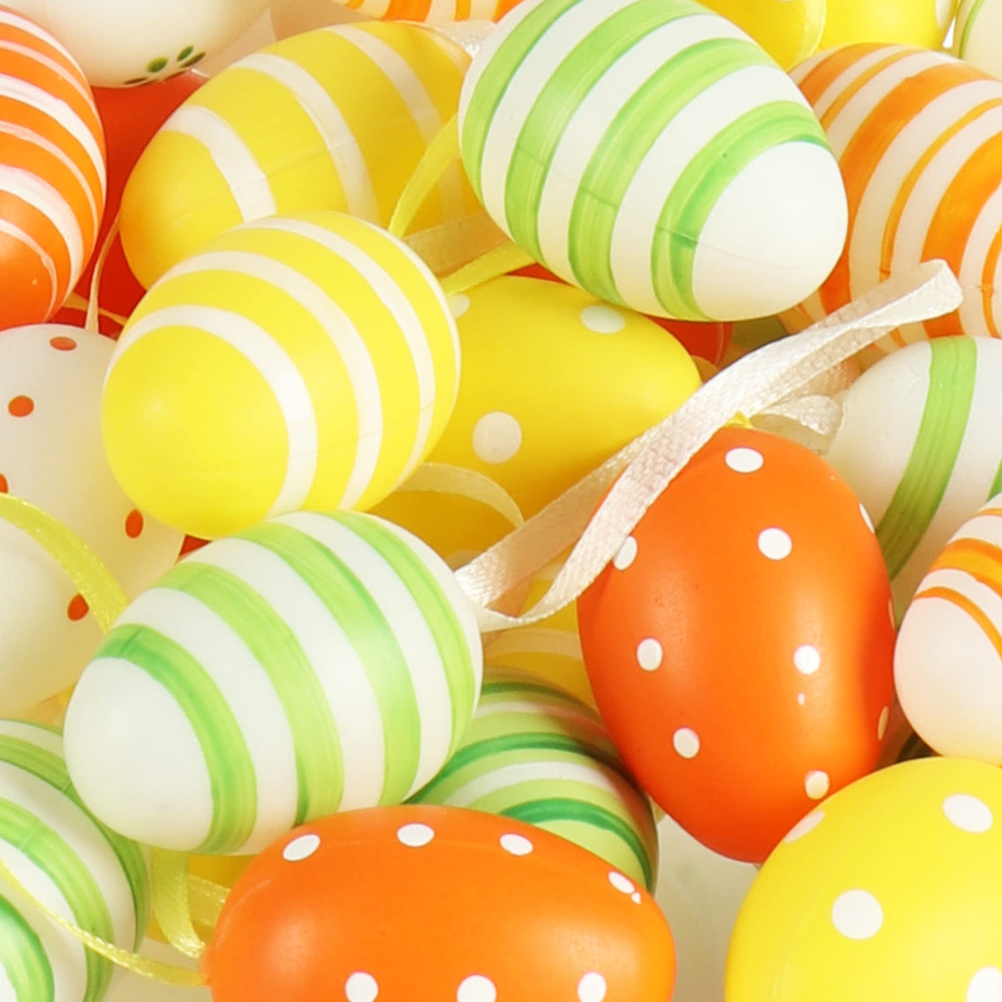 com-four® 72x Uova di Pasqua da Appendere - Decorazioni Pasquali Dipinte a Mano in Colori Pastello con Disegni Fantastici e con Nastro - Misura: 4 cm com-four® 72x Uova di Pasqua da Appendere - Decorazioni Pasquali Dipinte a Mano in Colori Pastello con Disegni Fantastici e con Nastro - Misura: 4 cm