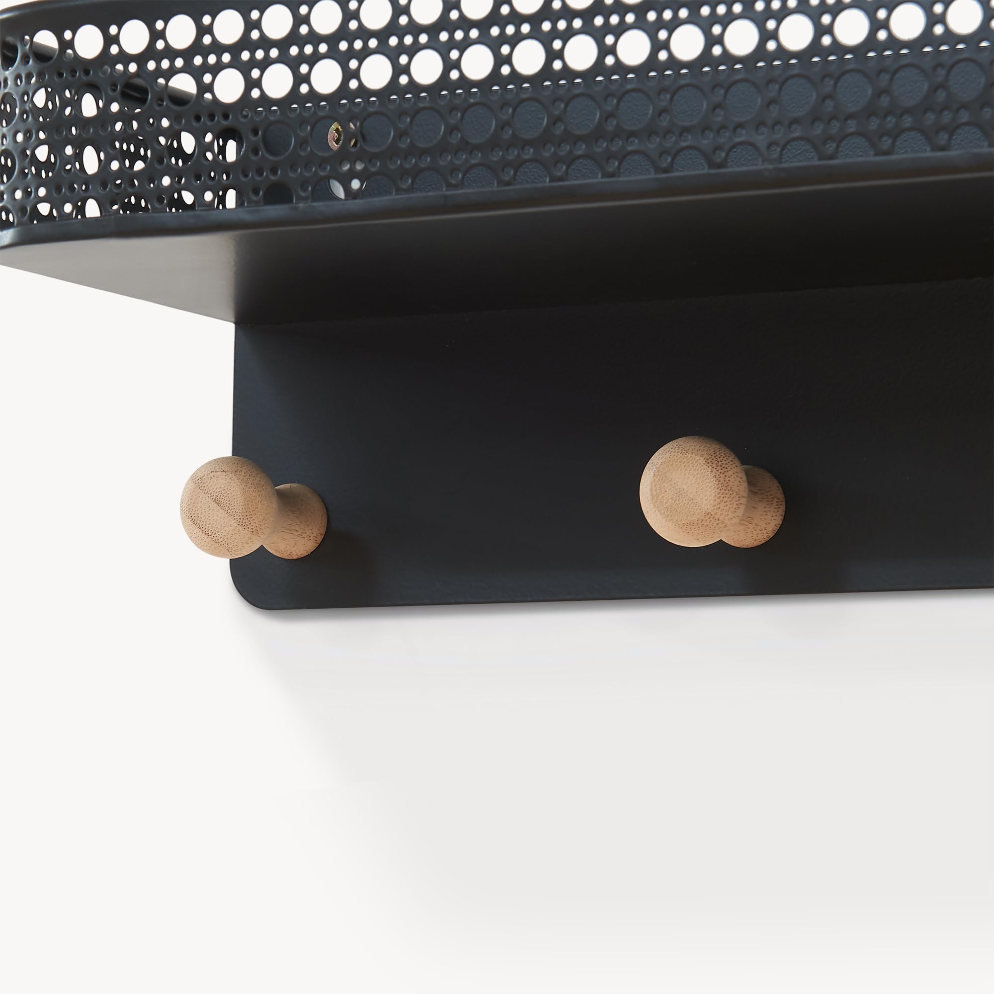 [en.casa] Perchero de Pared Jäller con 6 Ganchos y 1 Estante con Borde Colgador para Prendas Bolsos para Recibidor Oficina Dormitorio Orden y Estilo Metal Bambú 60x14x12cm - Negro