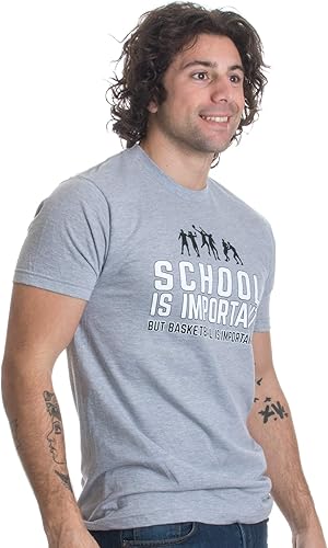 Miniatura 3 de School is Important but Sports is Importanter Camiseta deportiva divertida para hombre o mujer