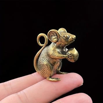 Brass Mouse Figurine Mini Lucky Rat Statue Chinese Zodiac Pendants Charms Feng Shui Sculpture for Wealth Amulet Home Decorations, 1pc