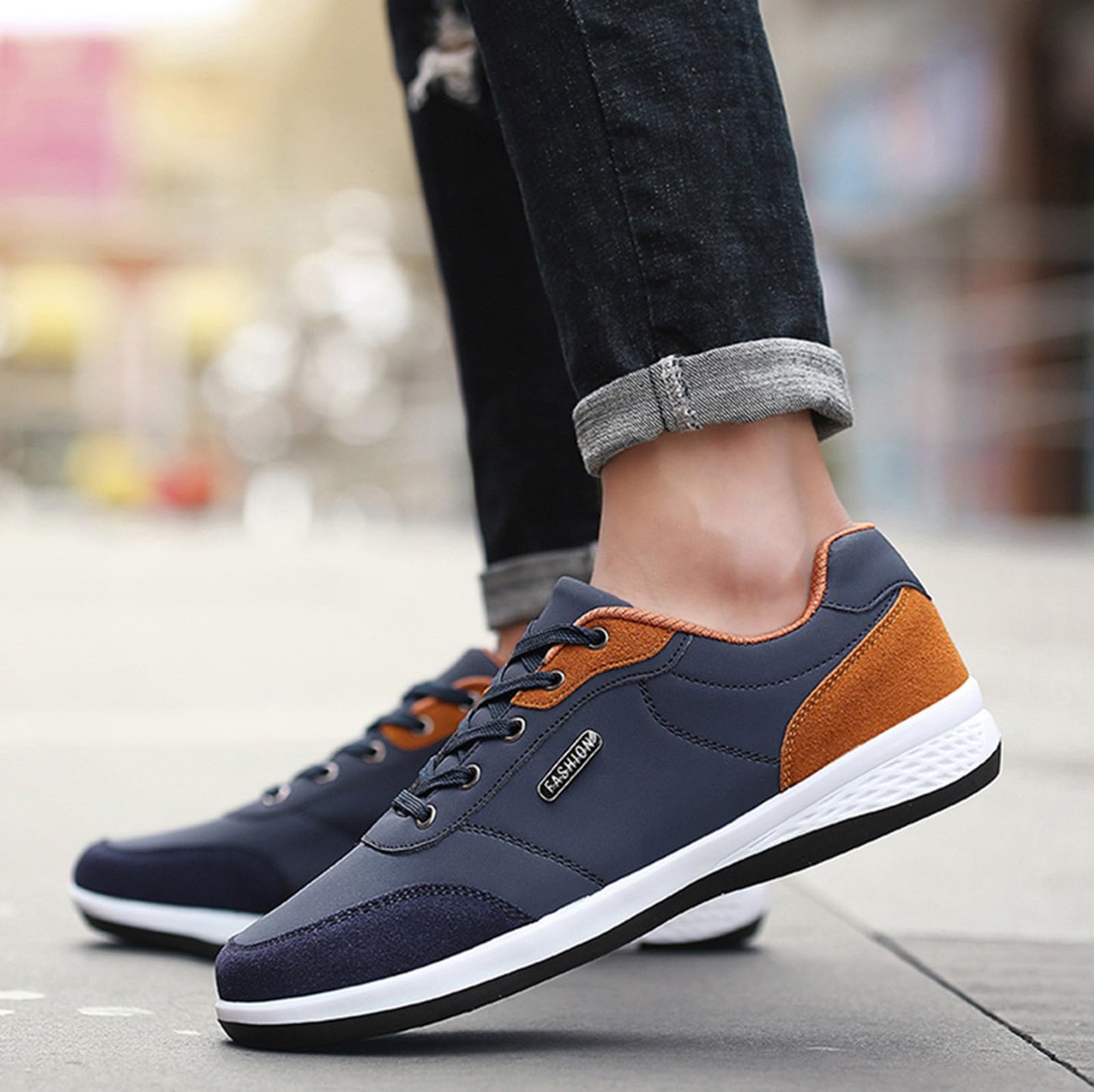 Scarpe da Ginnastica Uomo in Pelle - Allacciate, Look alla Moda, Ideali per Outdoor e Tempo Libero, Pelle Resistente
