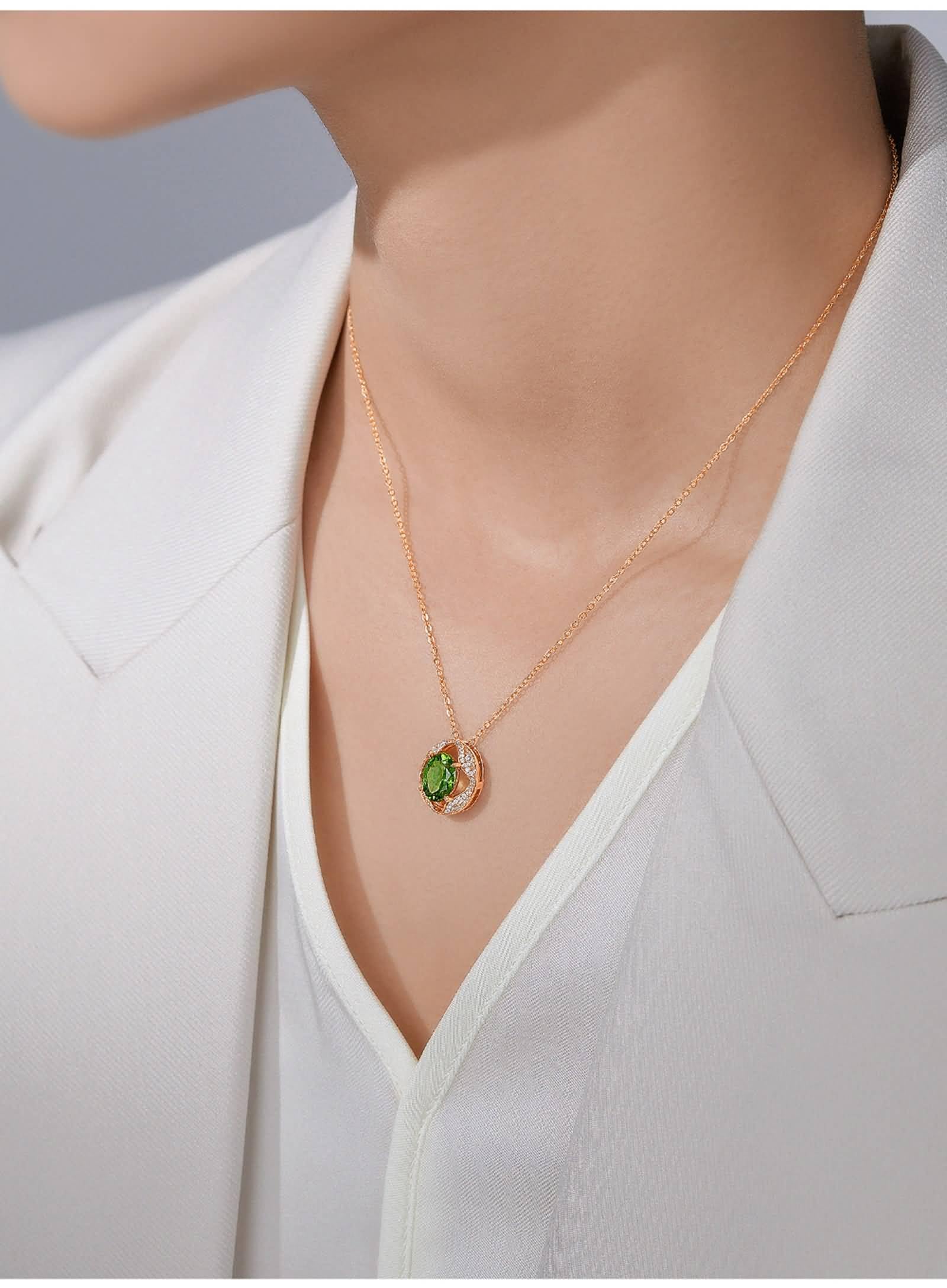 Collares para mujer a la moda, colgante de flor hueca de oro amarillo con peridoto ovalado de 1,7 quilates y diamante