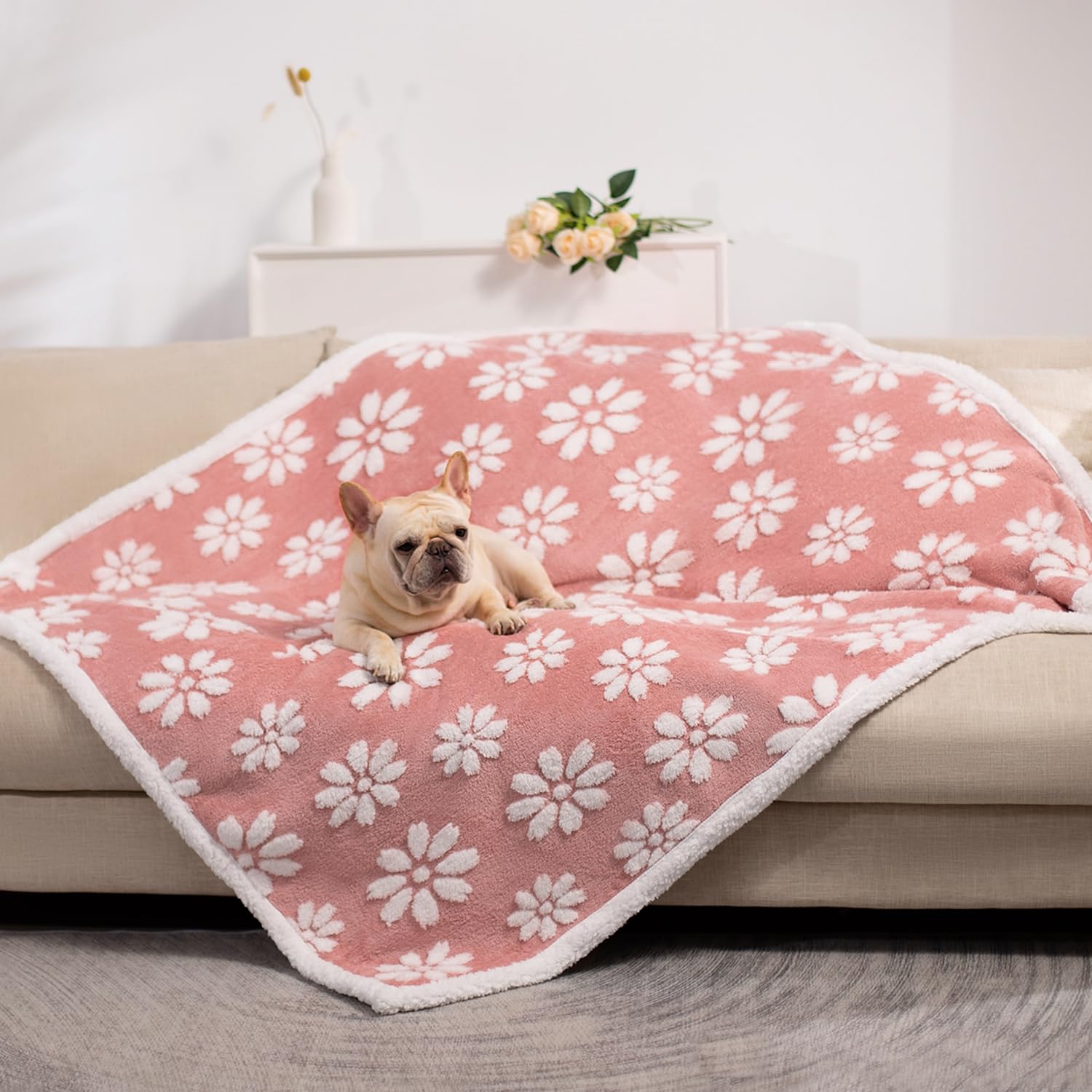 Yaning 3D Textured Flower Dog Blanket