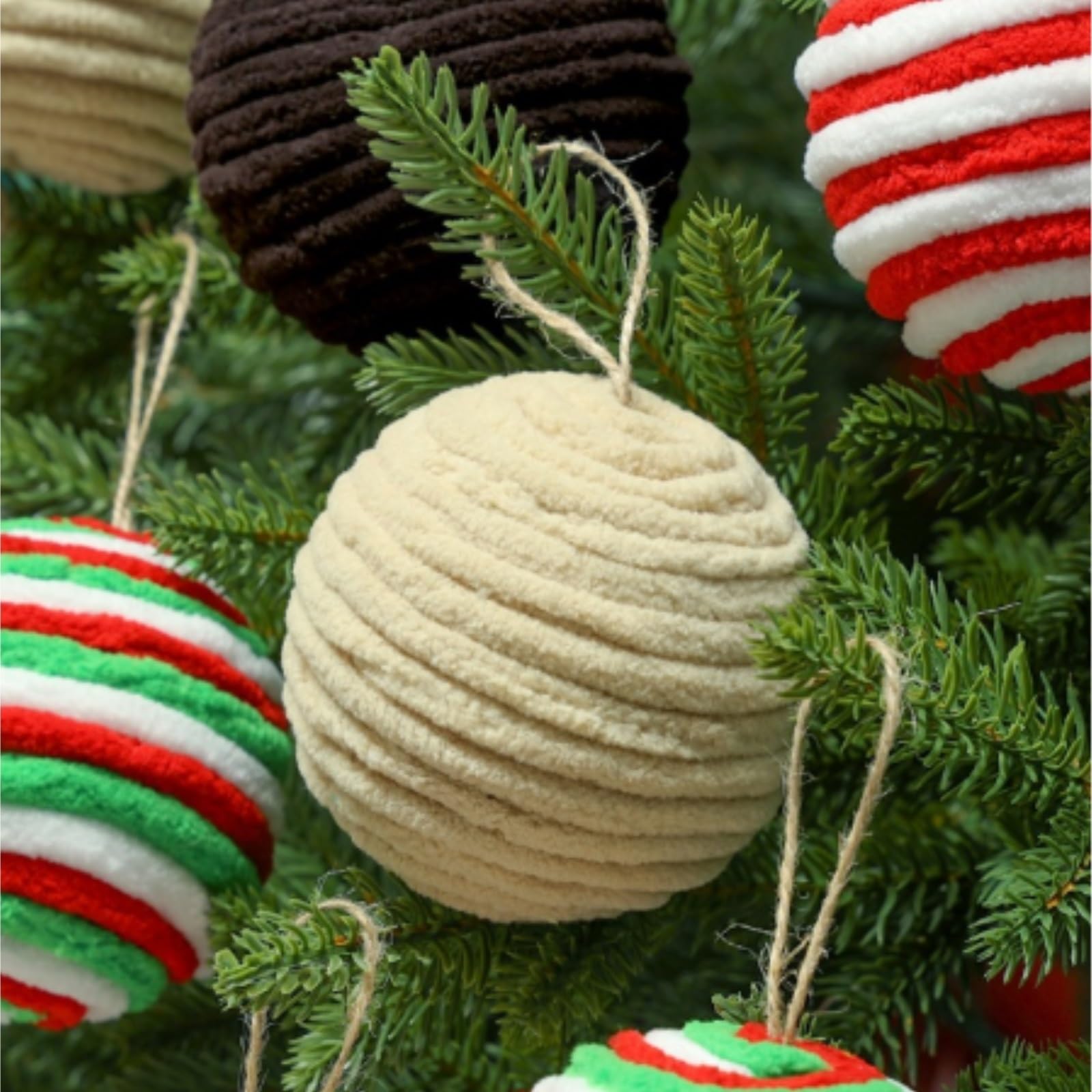 Weihnachtskugeln Weihnachtskugel-Dekorationen Aus Stoffen, Hängende Wohnornamente Weihnachtsdeko,Christbaumkugel(Rood,8cm)